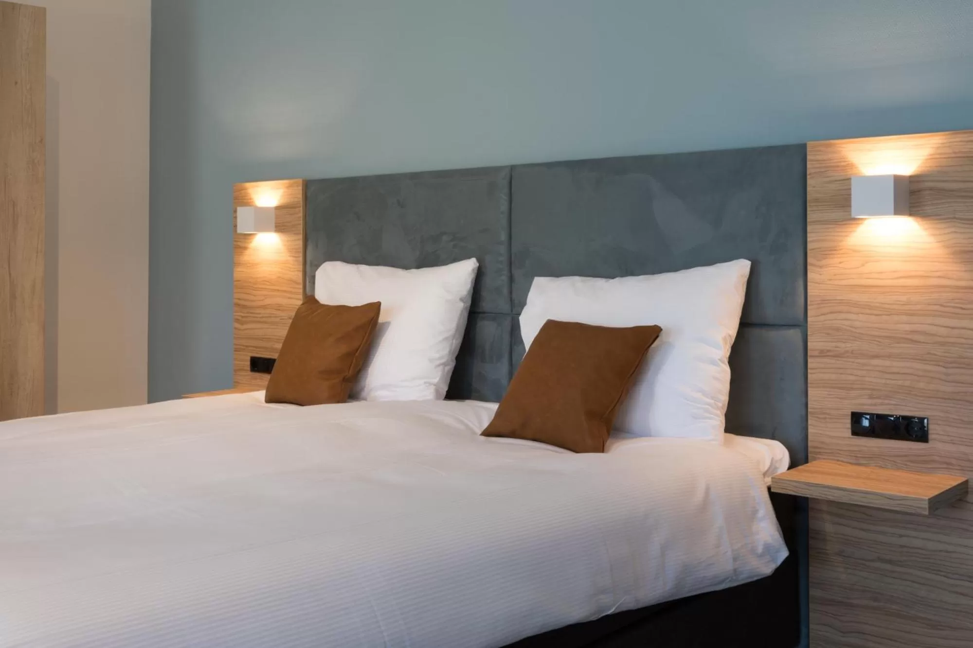 Bed in Hotel Kaap West I Kloeg Collection