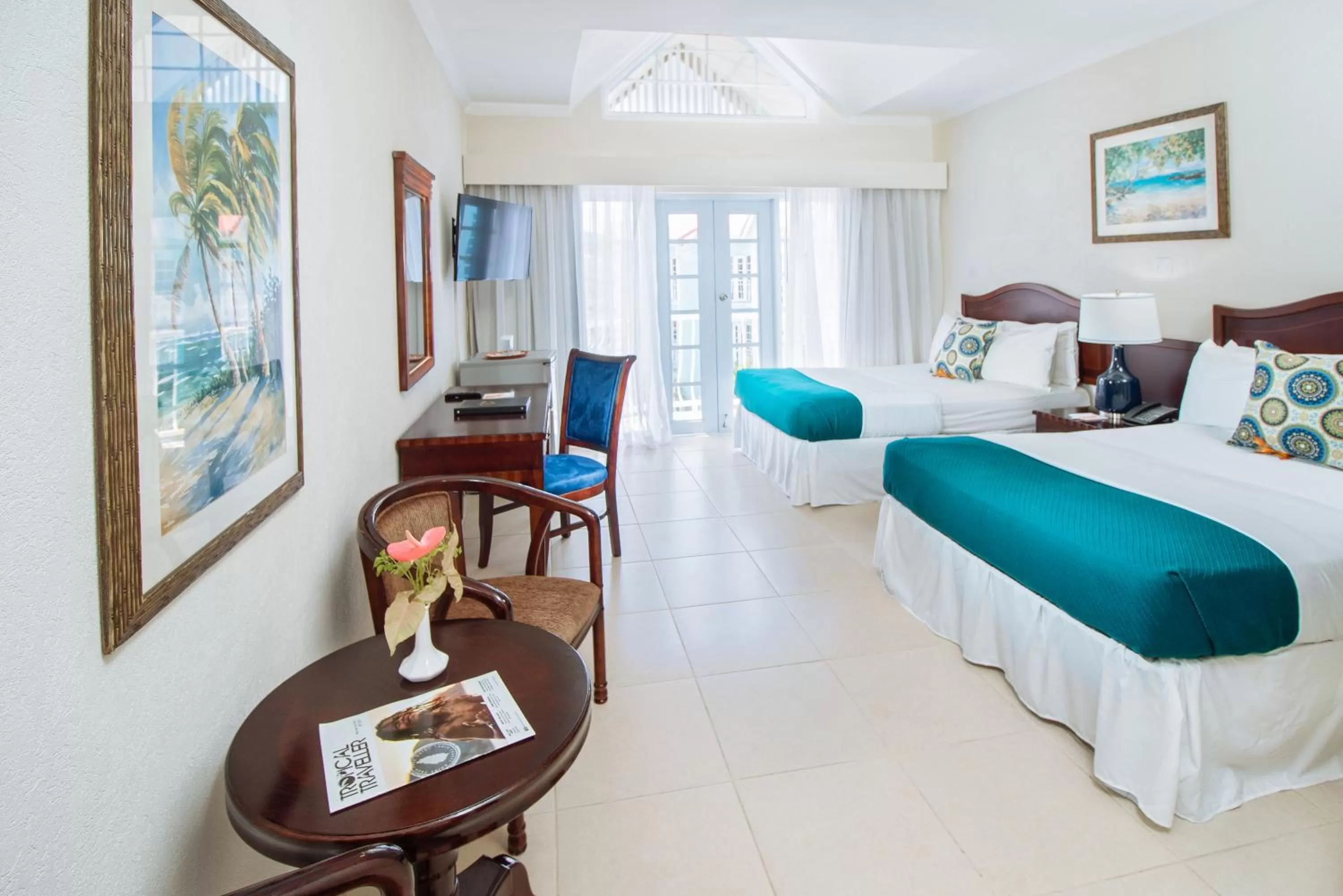 Bed in Bay Gardens Marina Haven