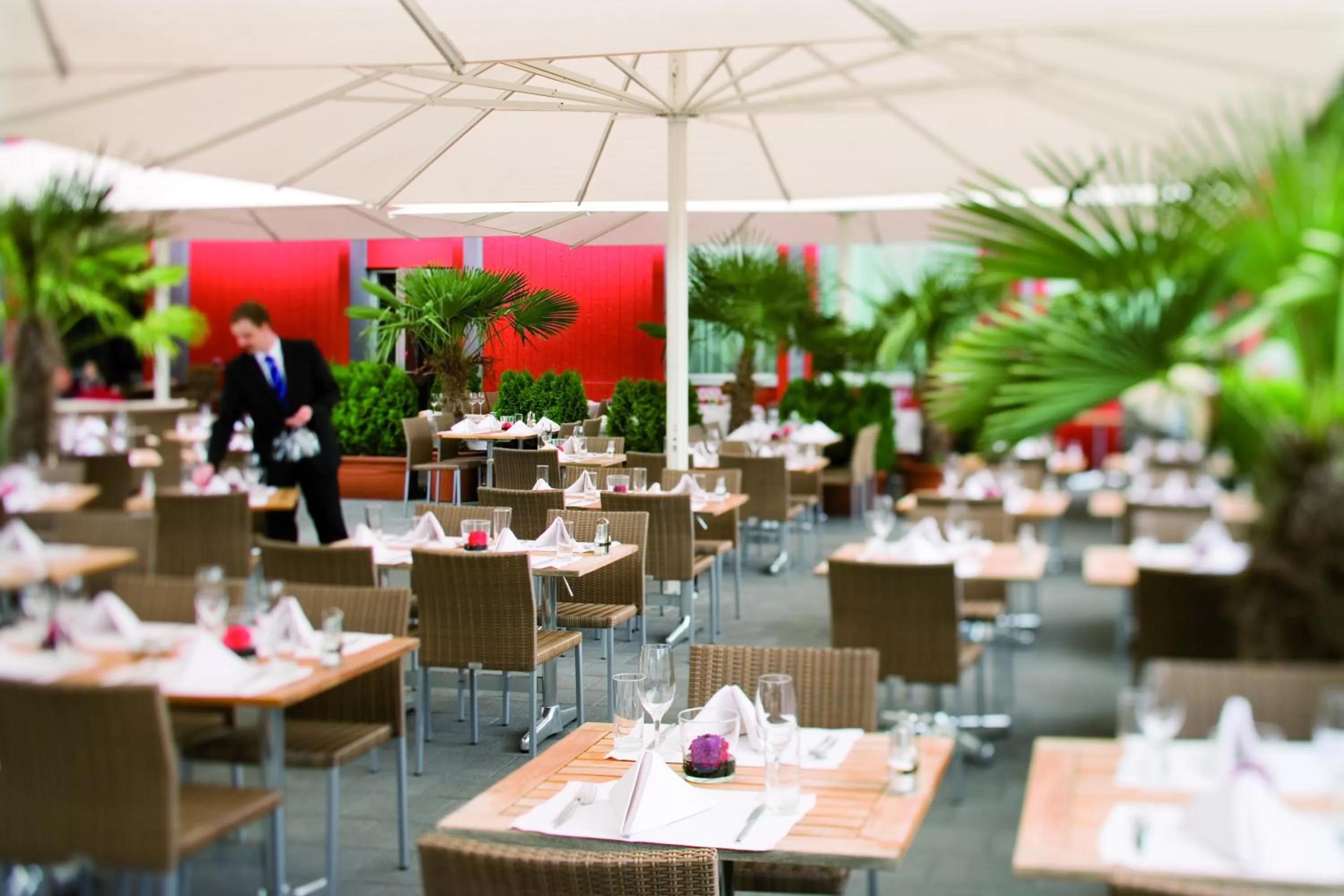 Restaurant/places to eat in Mövenpick Hotel Zurich Airport