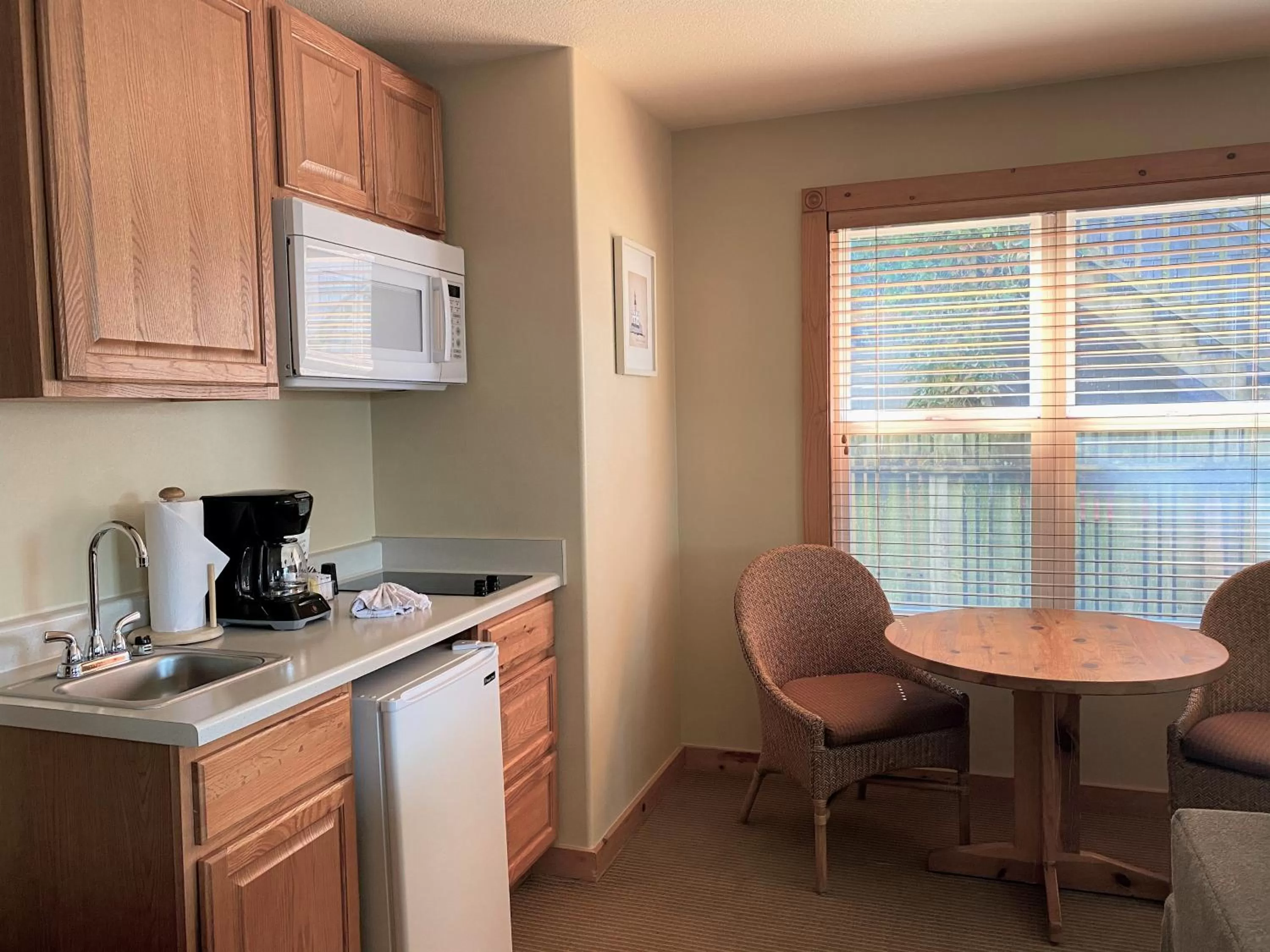 Kitchen or kitchenette, Kitchen/Kitchenette in Lighthouse Inn