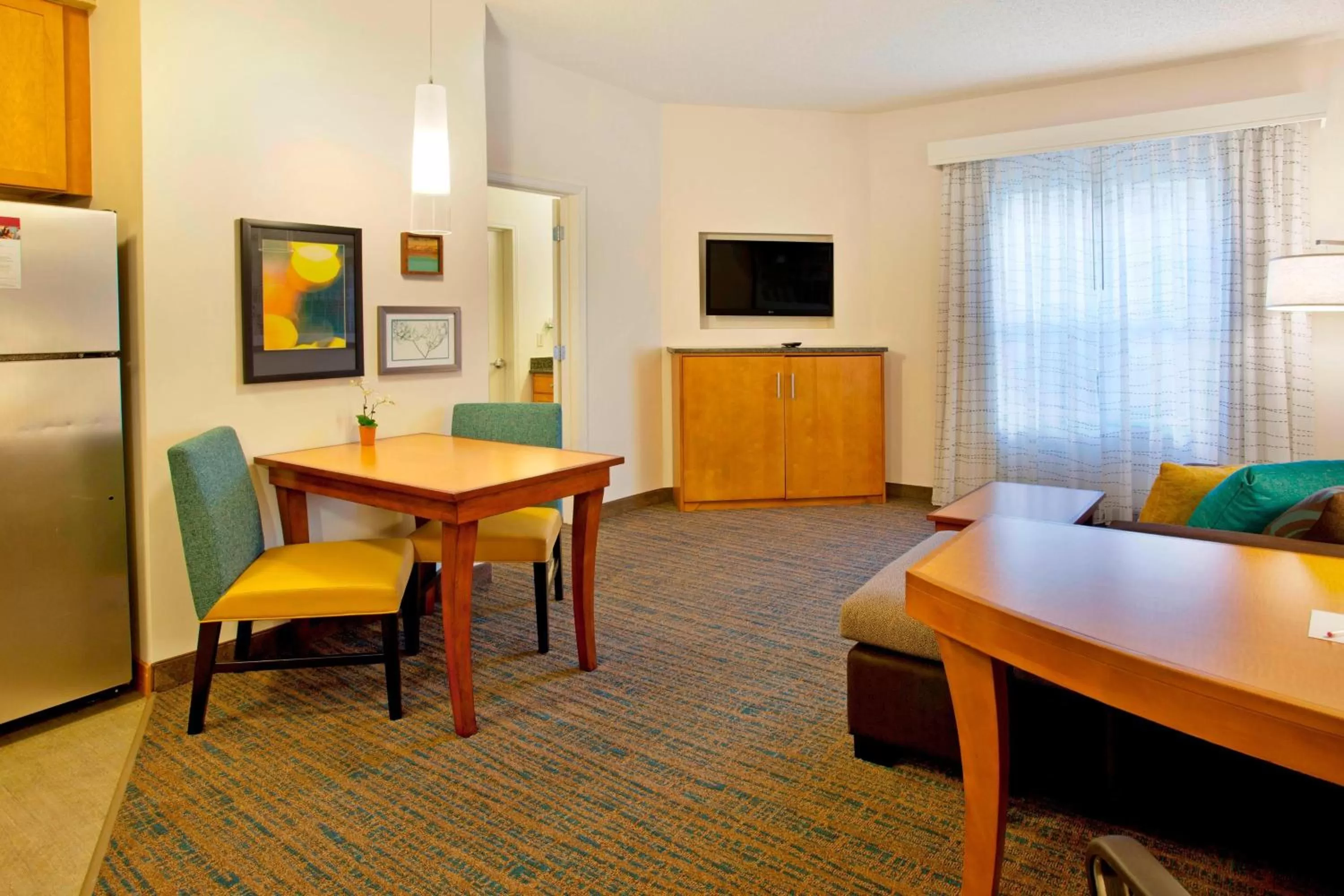 Living room in Residence Inn Bridgewater Branchburg