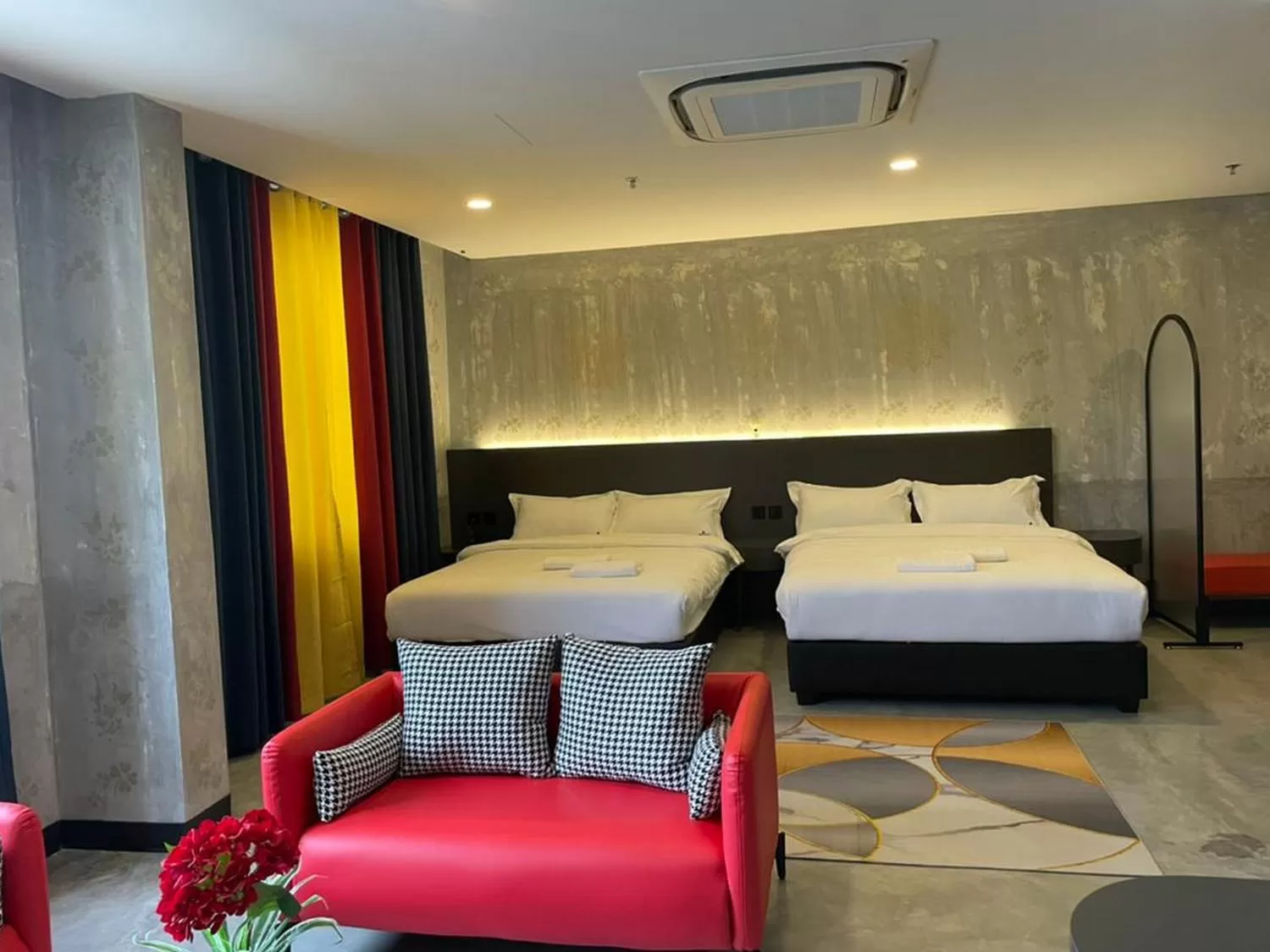 Bed in Sri Indar Hotel & Suites