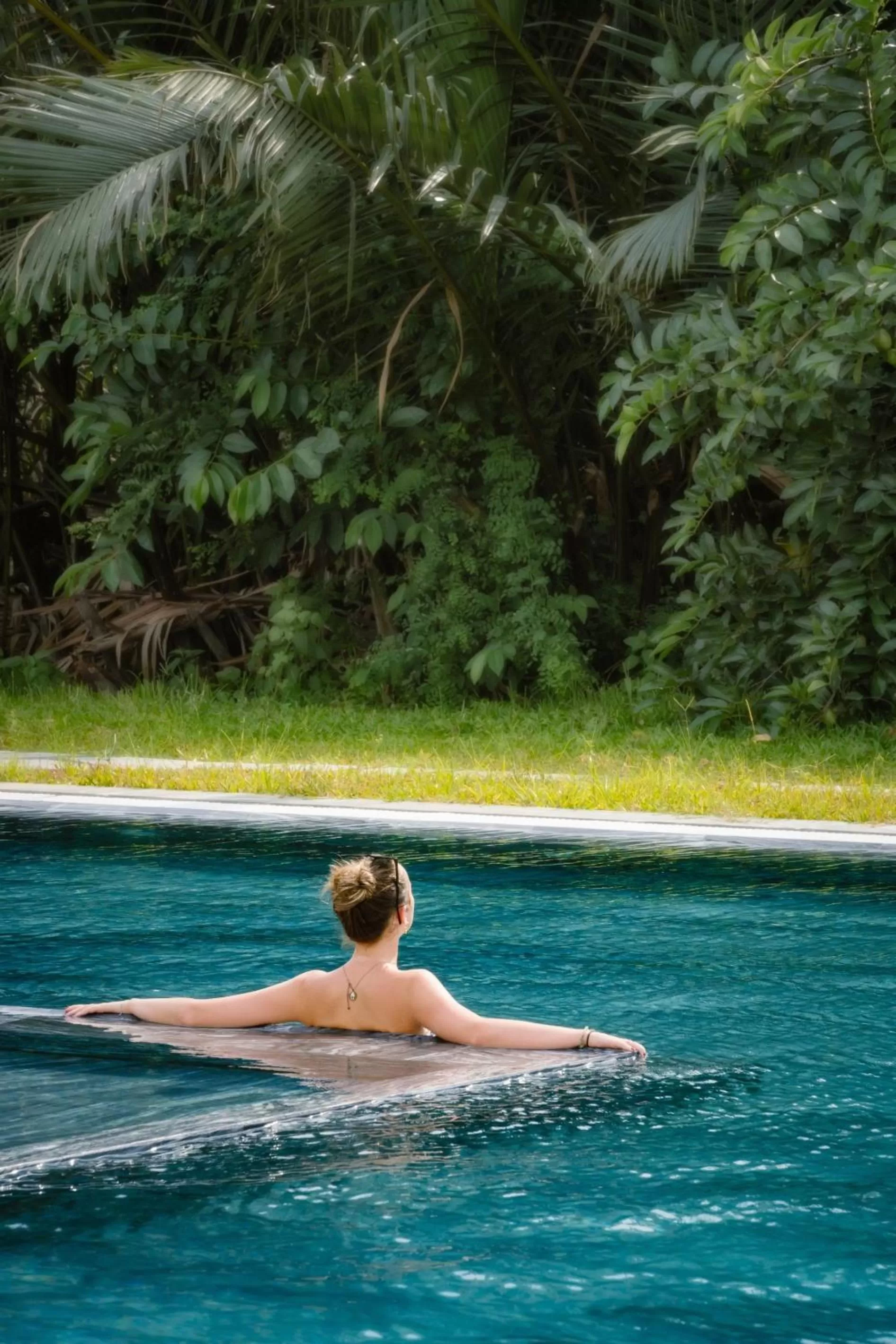 Garden in Moodhoian Riverside Resort & Spa