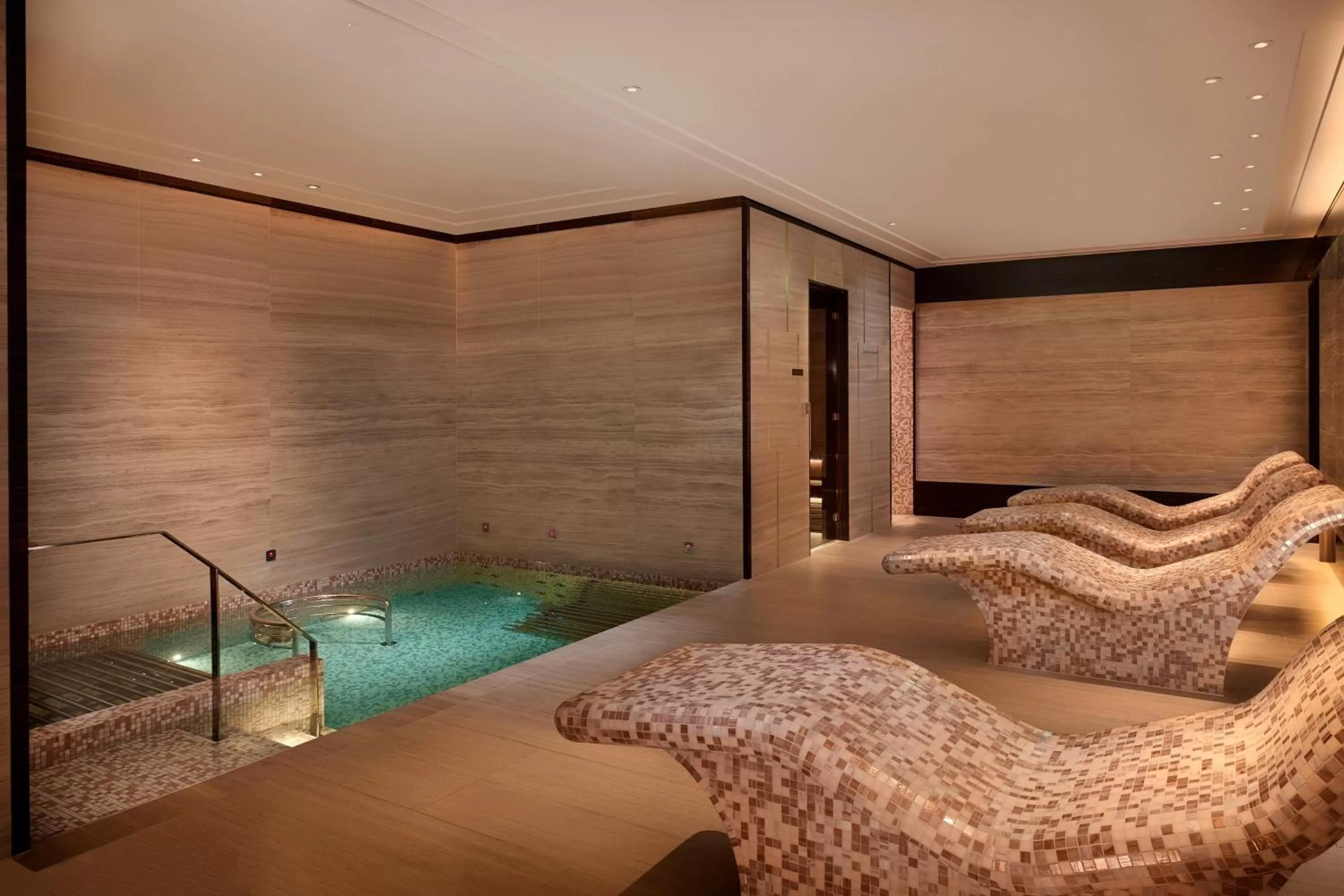 Spa and wellness centre/facilities, Bed in The Langley, a Luxury Collection Hotel, Buckinghamshire