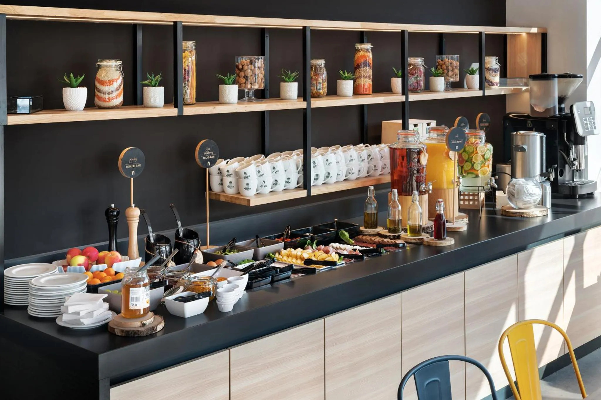 Lounge or bar in Campanile Katowice