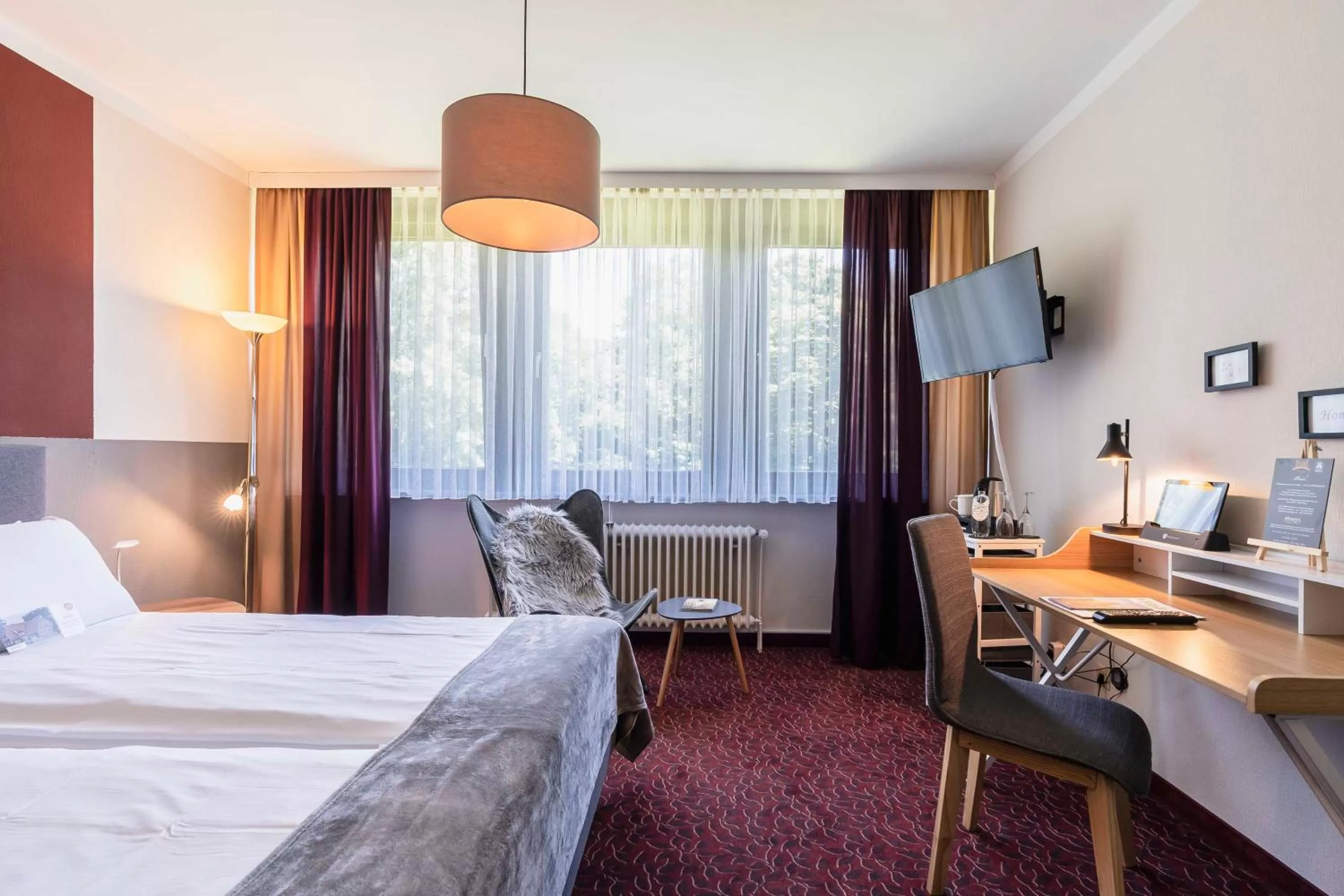 Photo of the whole room, Bed in Flair Hotel Zur Eiche