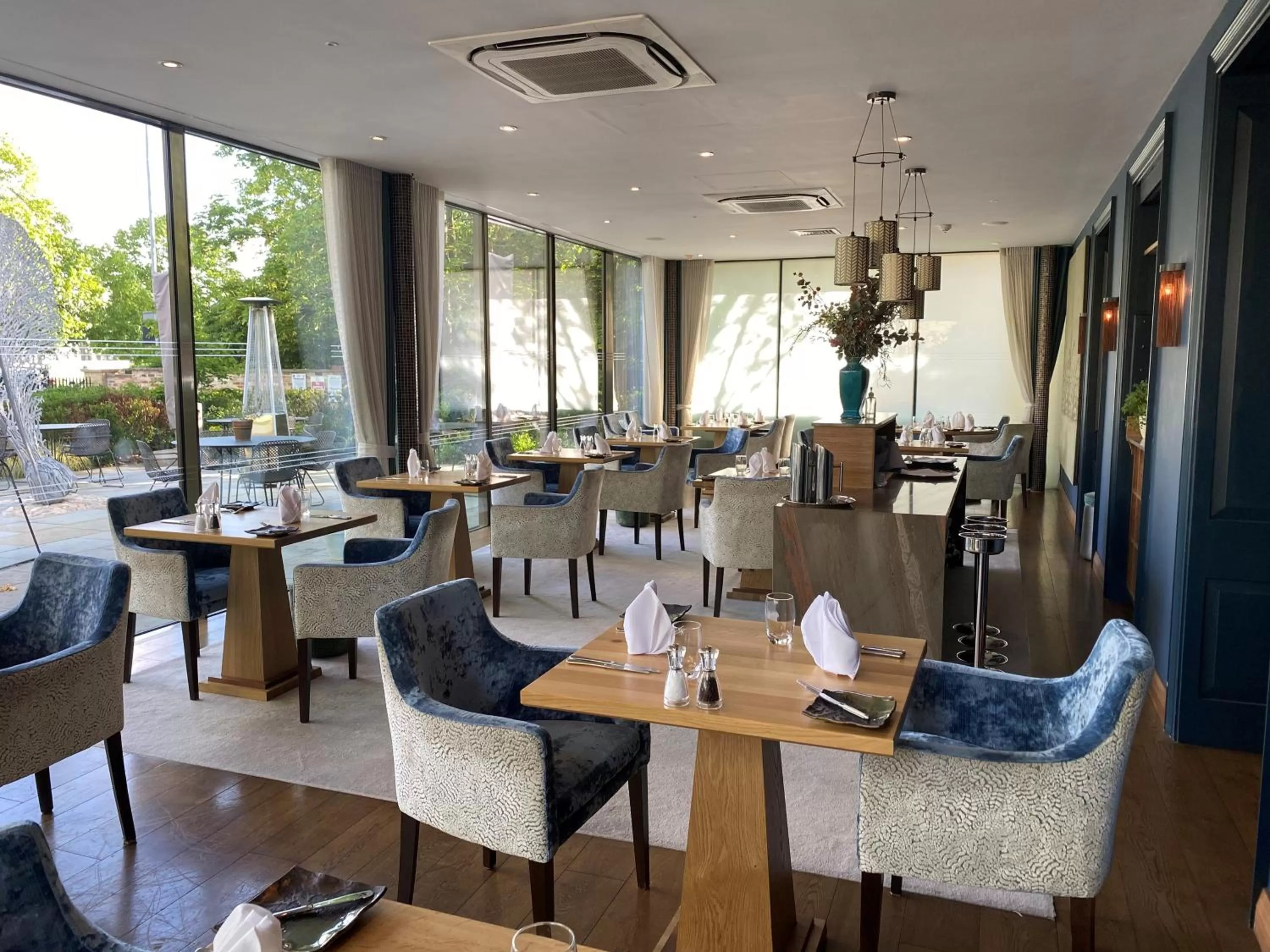 Restaurant/places to eat in Gonville Hotel