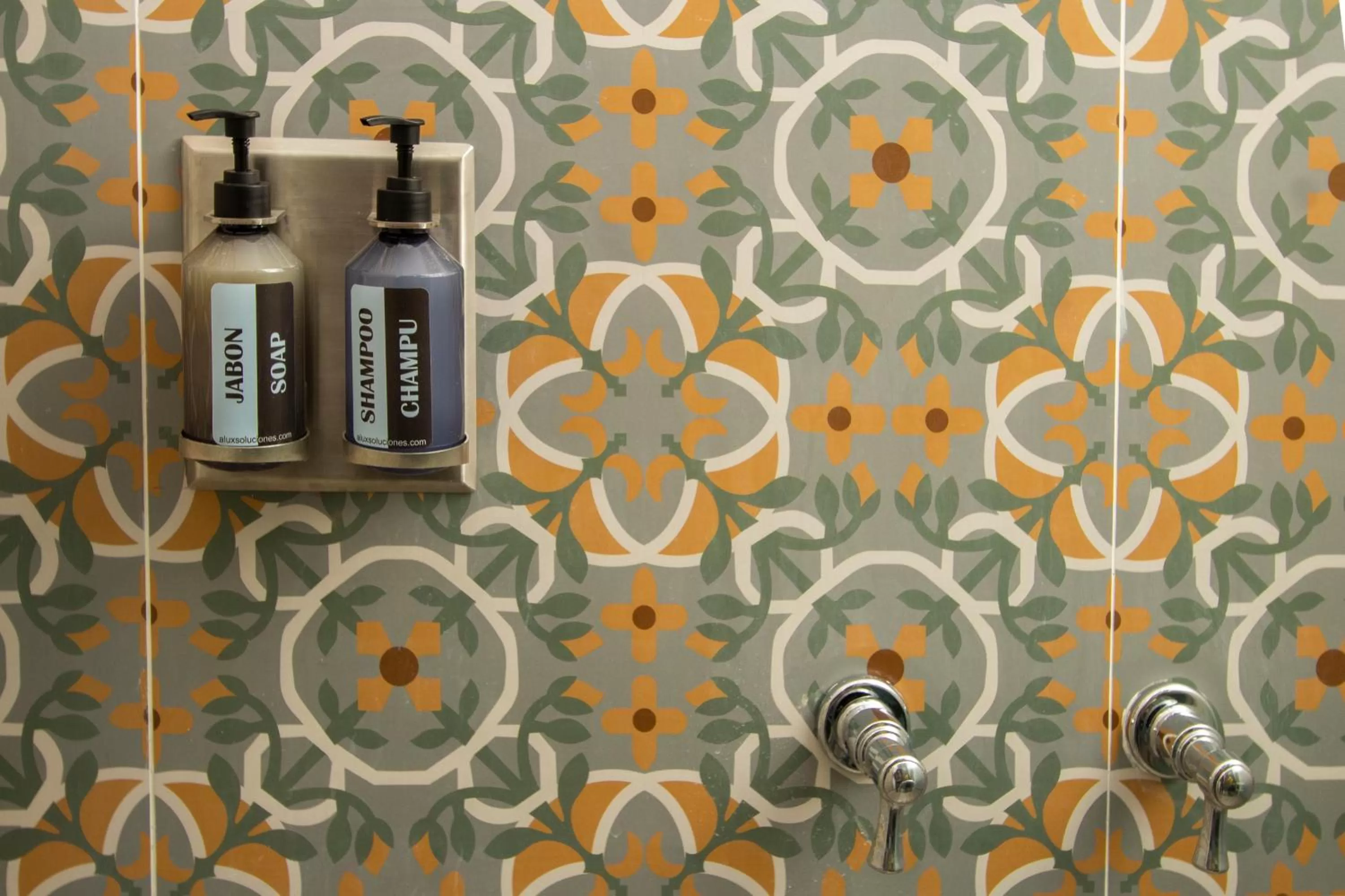 Restaurant/places to eat, Bathroom in Hotel Pajara Pinta