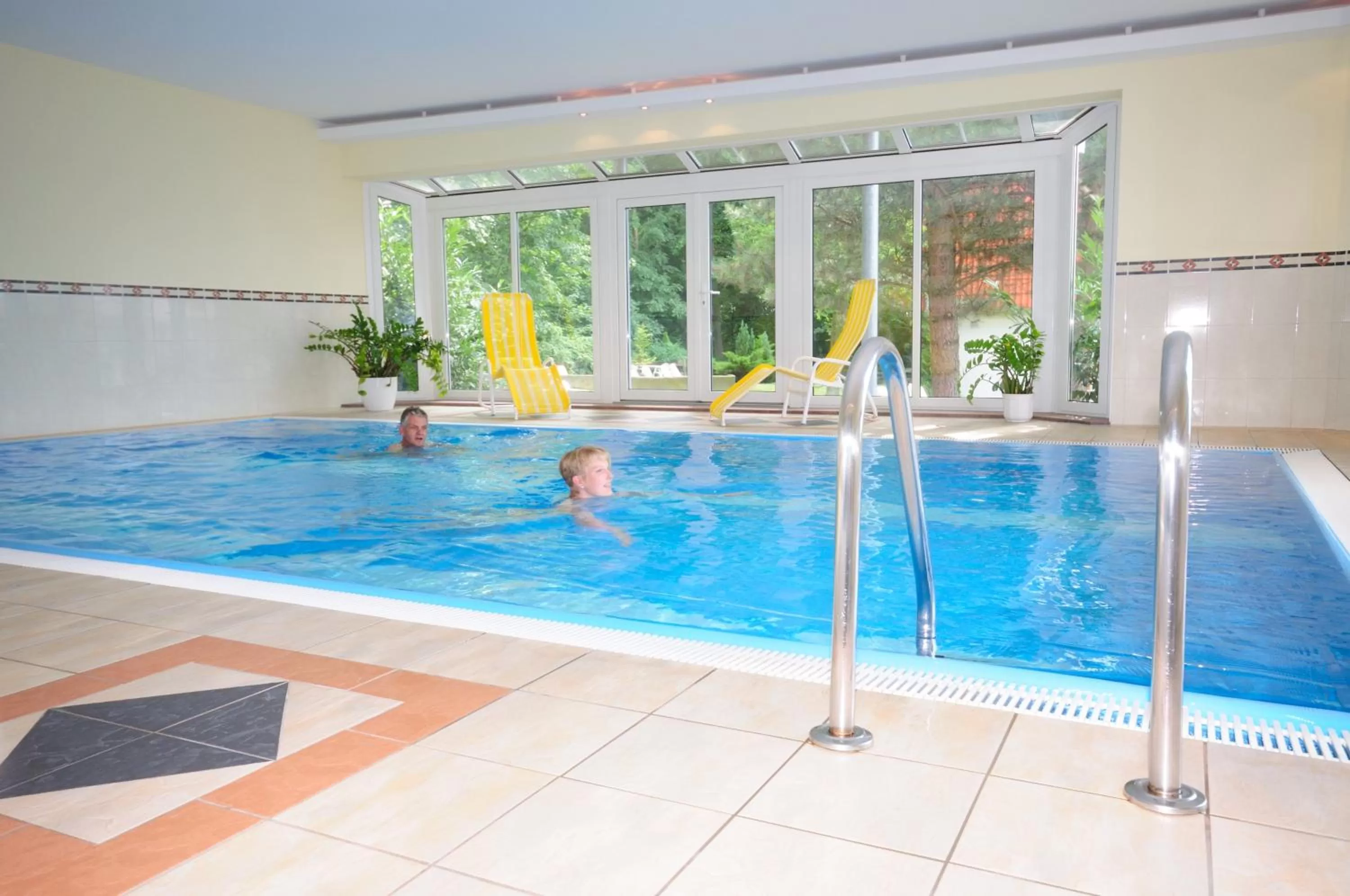 People in Parkhotel Klüschenberg