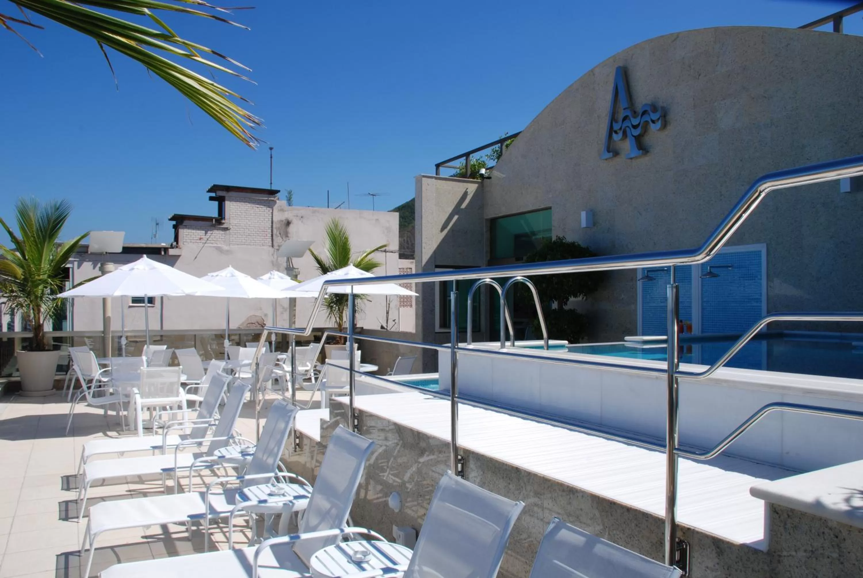 Swimming pool in Hotel Astoria Palace