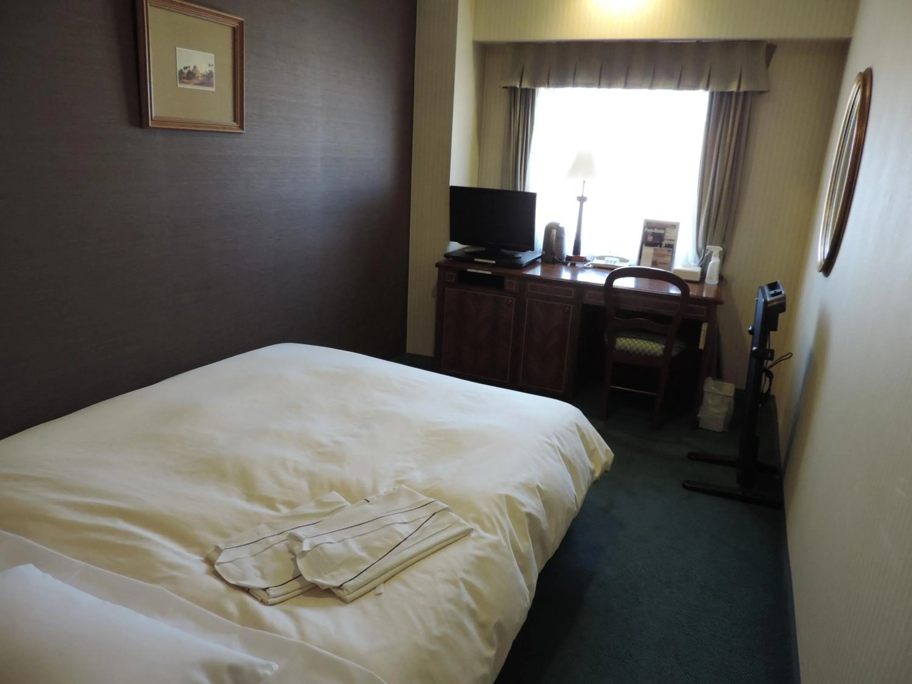 Photo of the whole room, Bed in Hotel Grand Terrace Sendai Kokubun-cho