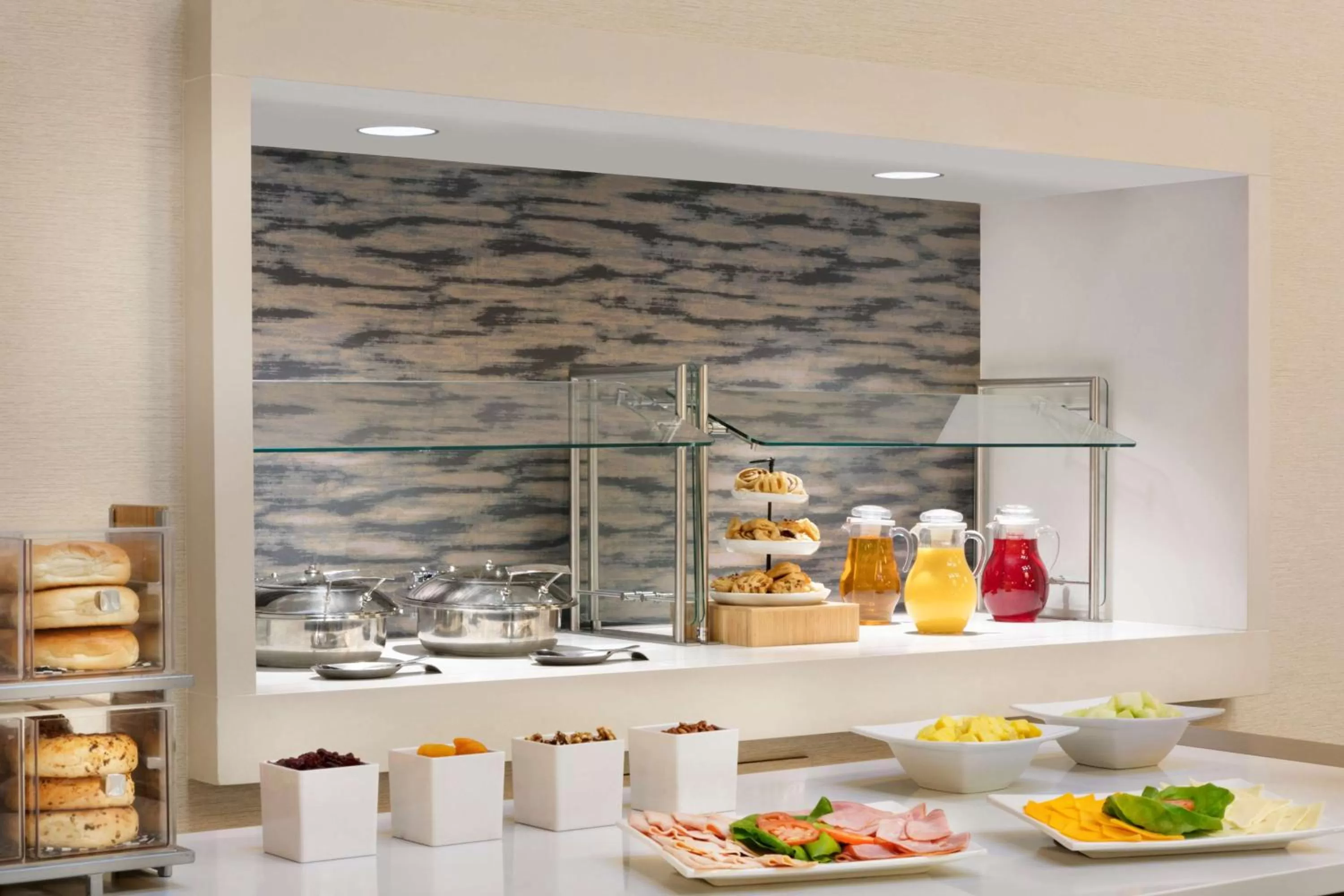 Restaurant/places to eat in Hilton Fort Collins