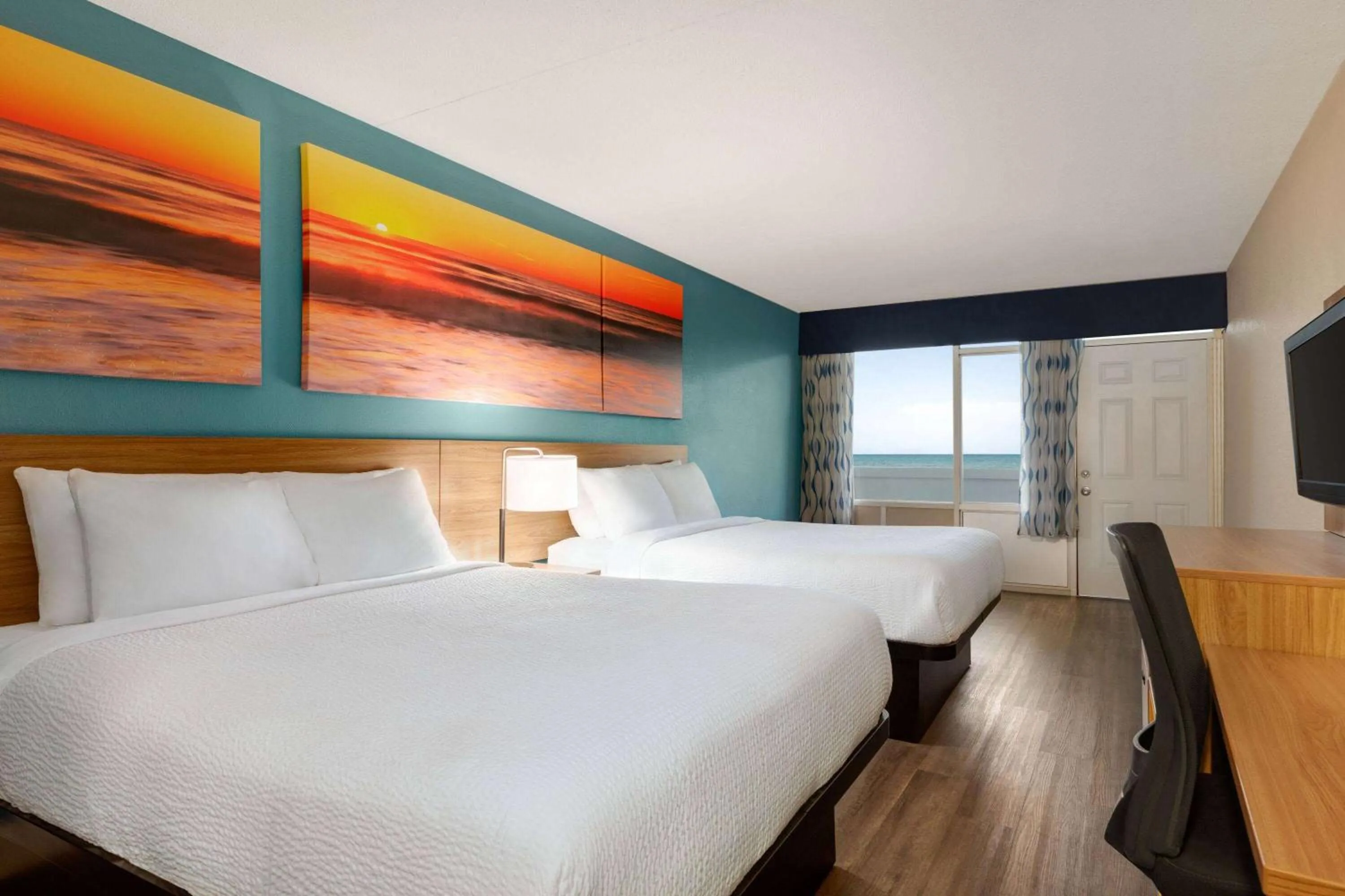 Photo of the whole room, Bed in Days Inn by Wyndham Myrtle Beach-Beach Front