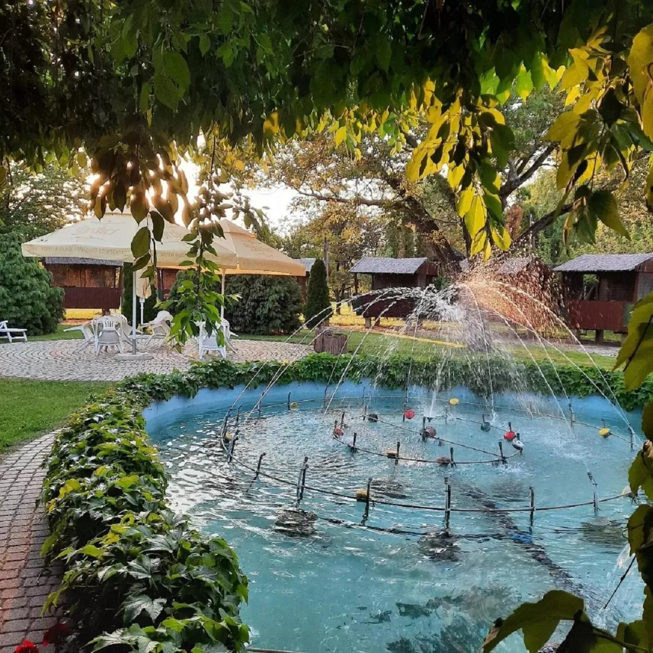 Inner courtyard view, Swimming Pool in Gasthof Laci Betyár