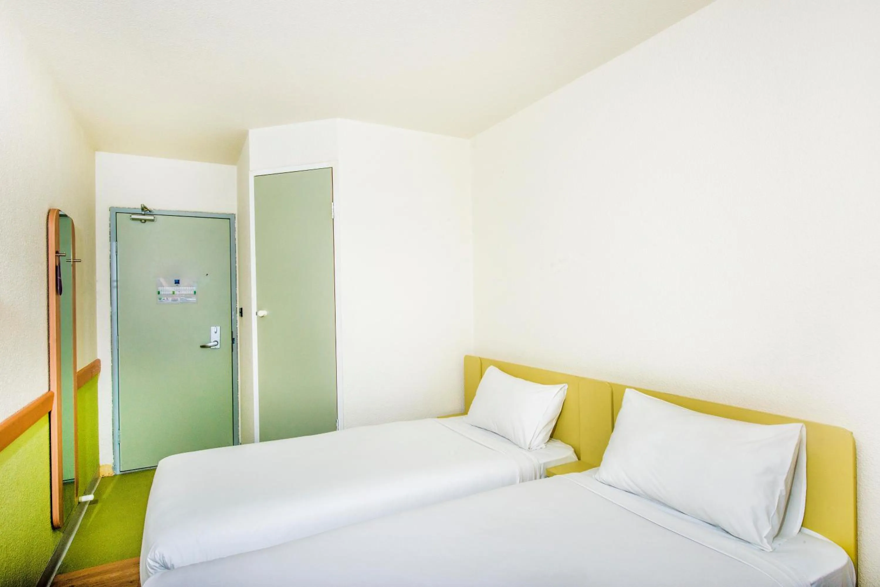 Bedroom, Bed in ibis Budget - Fawkner