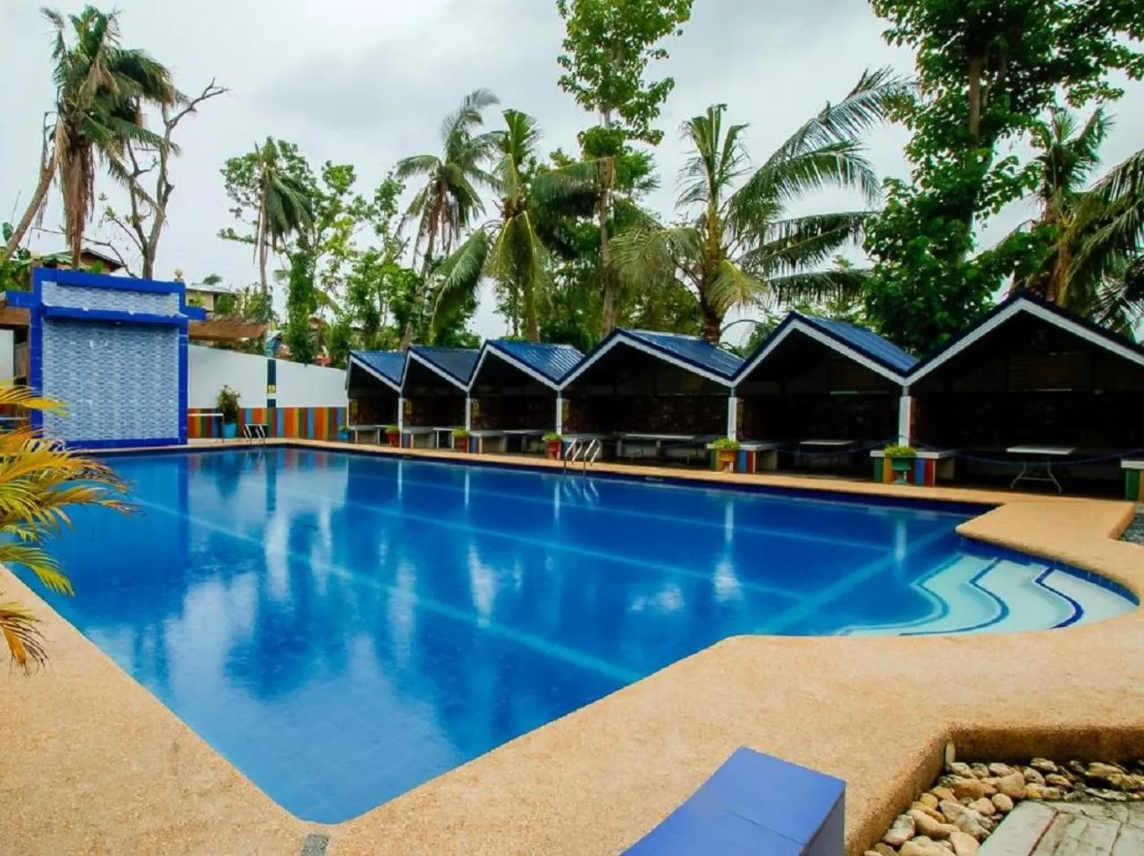 Swimming pool in Carcar Eco Farm Resorts