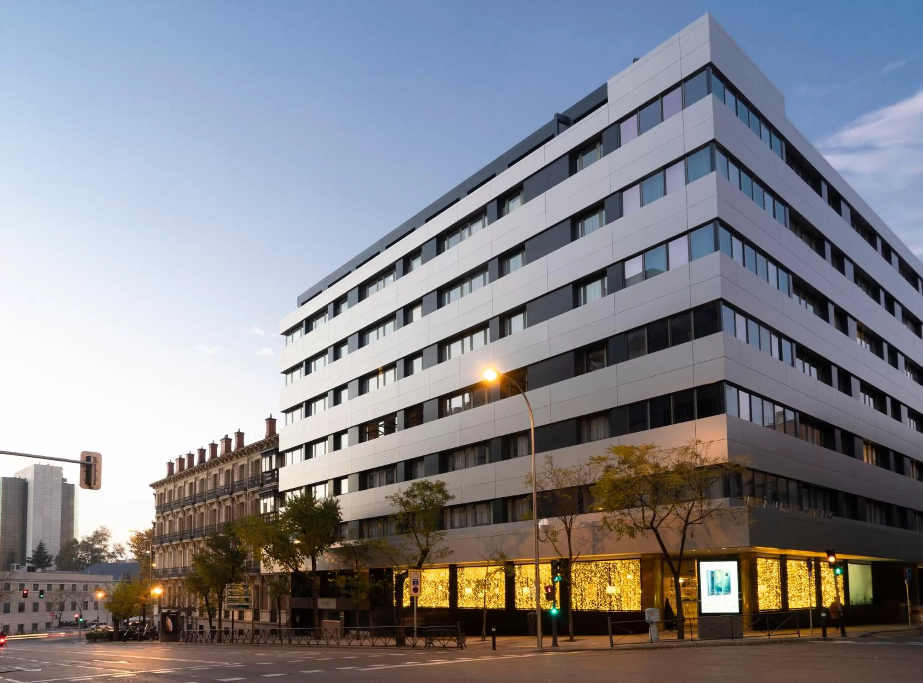 Facade/entrance in Melia Madrid Serrano