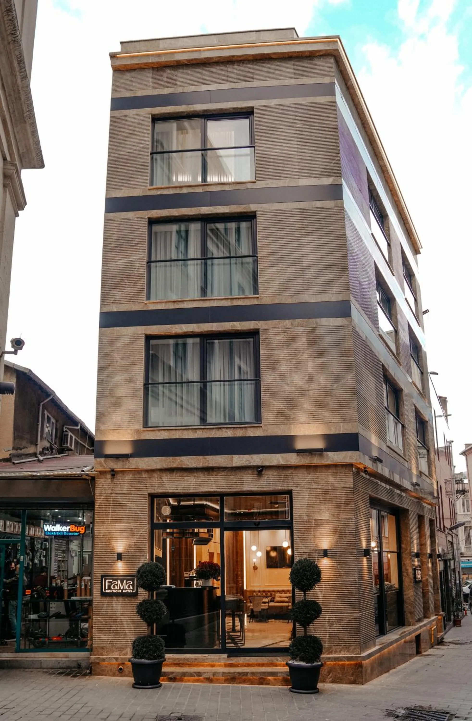 Property building in Fama Karaköy