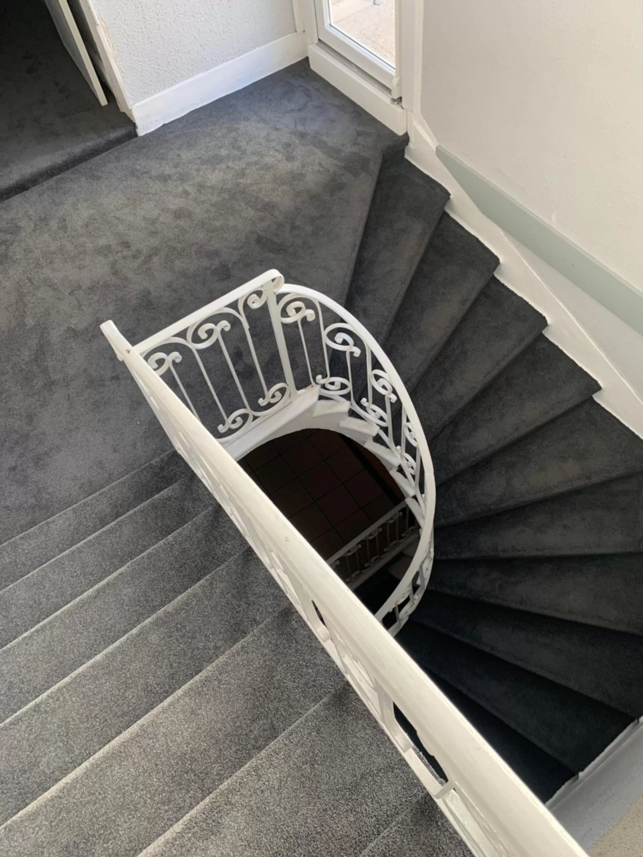 Property building in Hôtel & Restaurant Le Patio VICHY