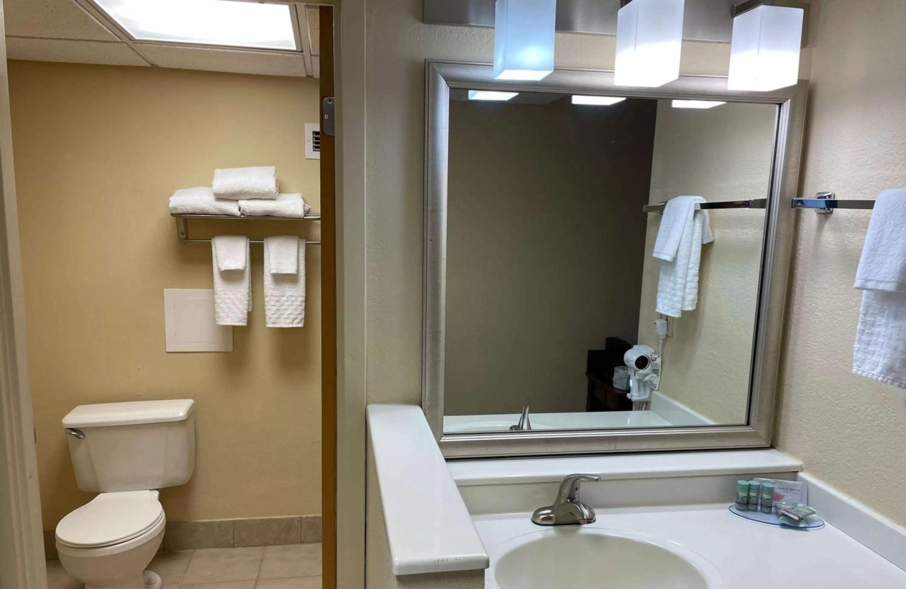 Bathroom in Crossroads Hotel & Event Center