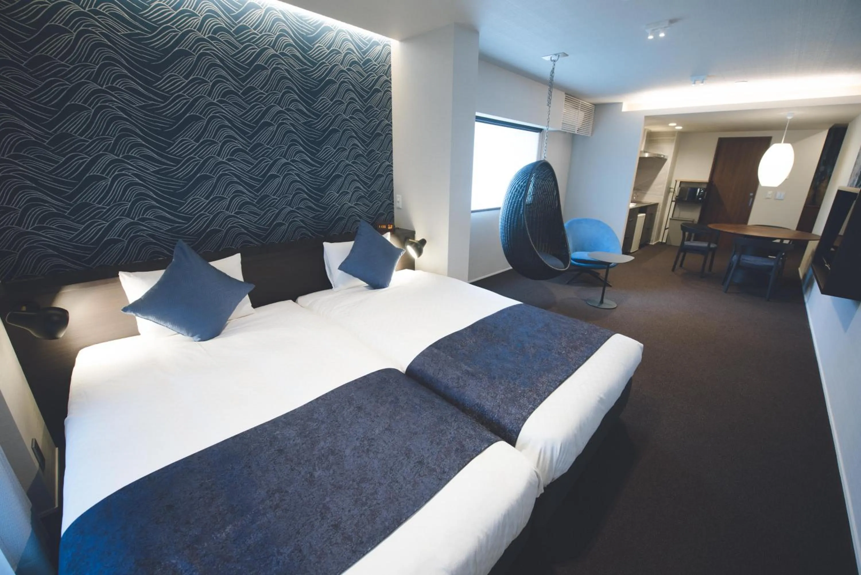 Large Twin Room in HOTEL MASTAY jingumichi