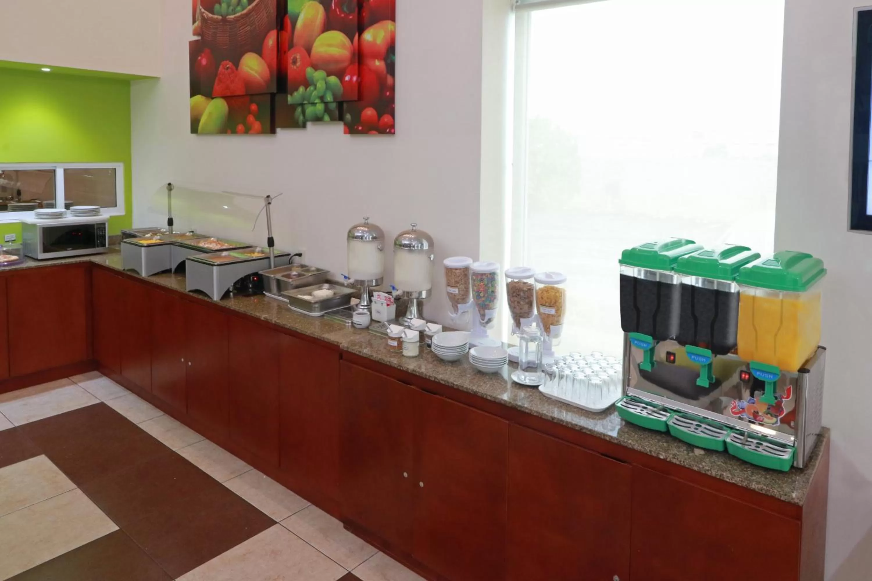 Breakfast in Staybridge Suites Queretaro by IHG