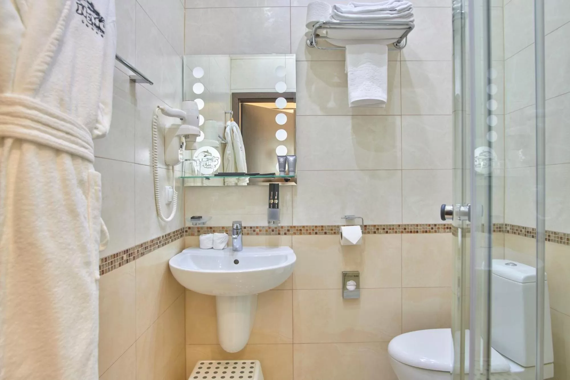 Shower, Bathroom in Hotel & Spa NEMO with dolphins