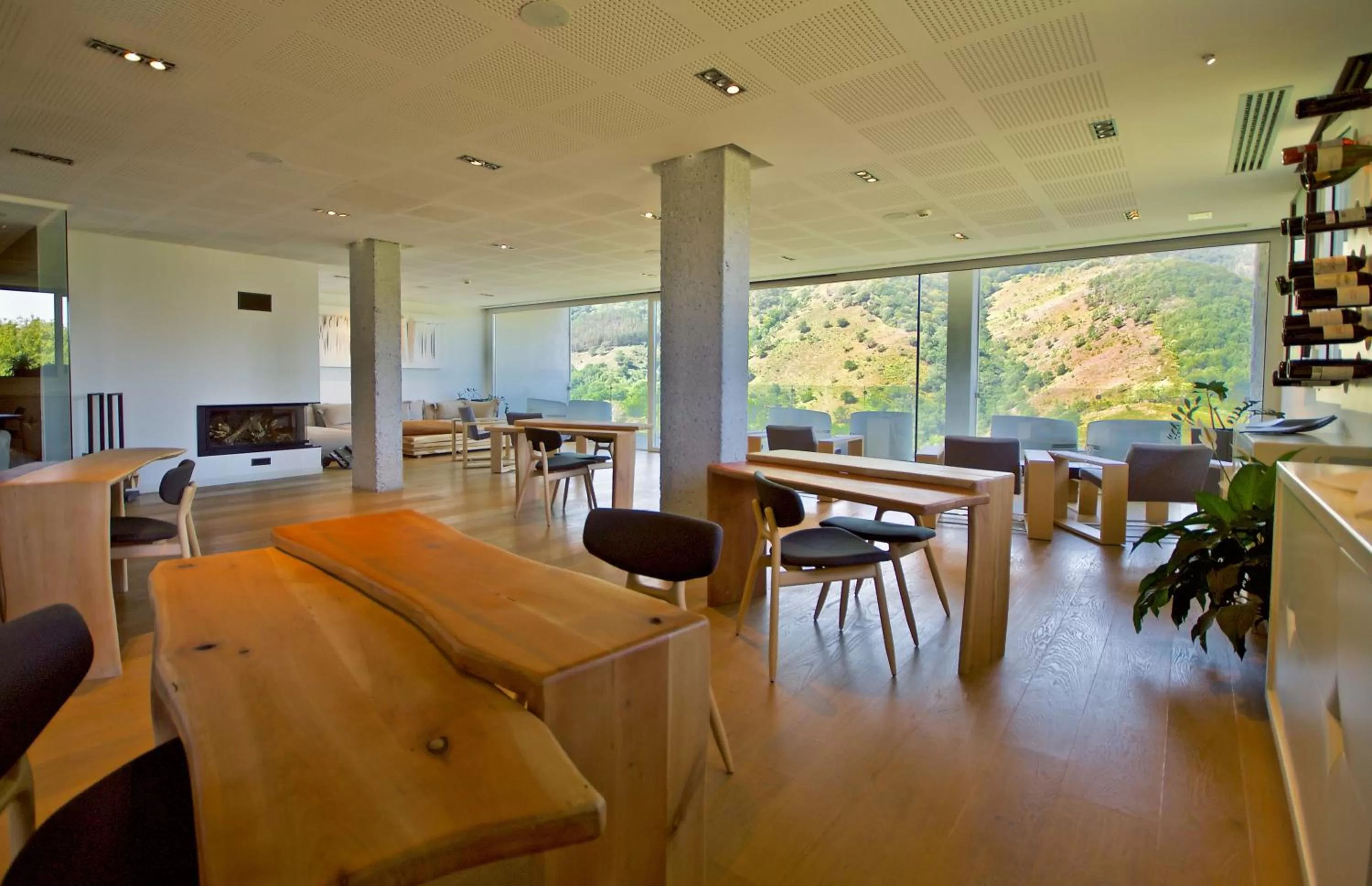 Restaurant/Places to Eat in Arantza Hotela- Adults Only