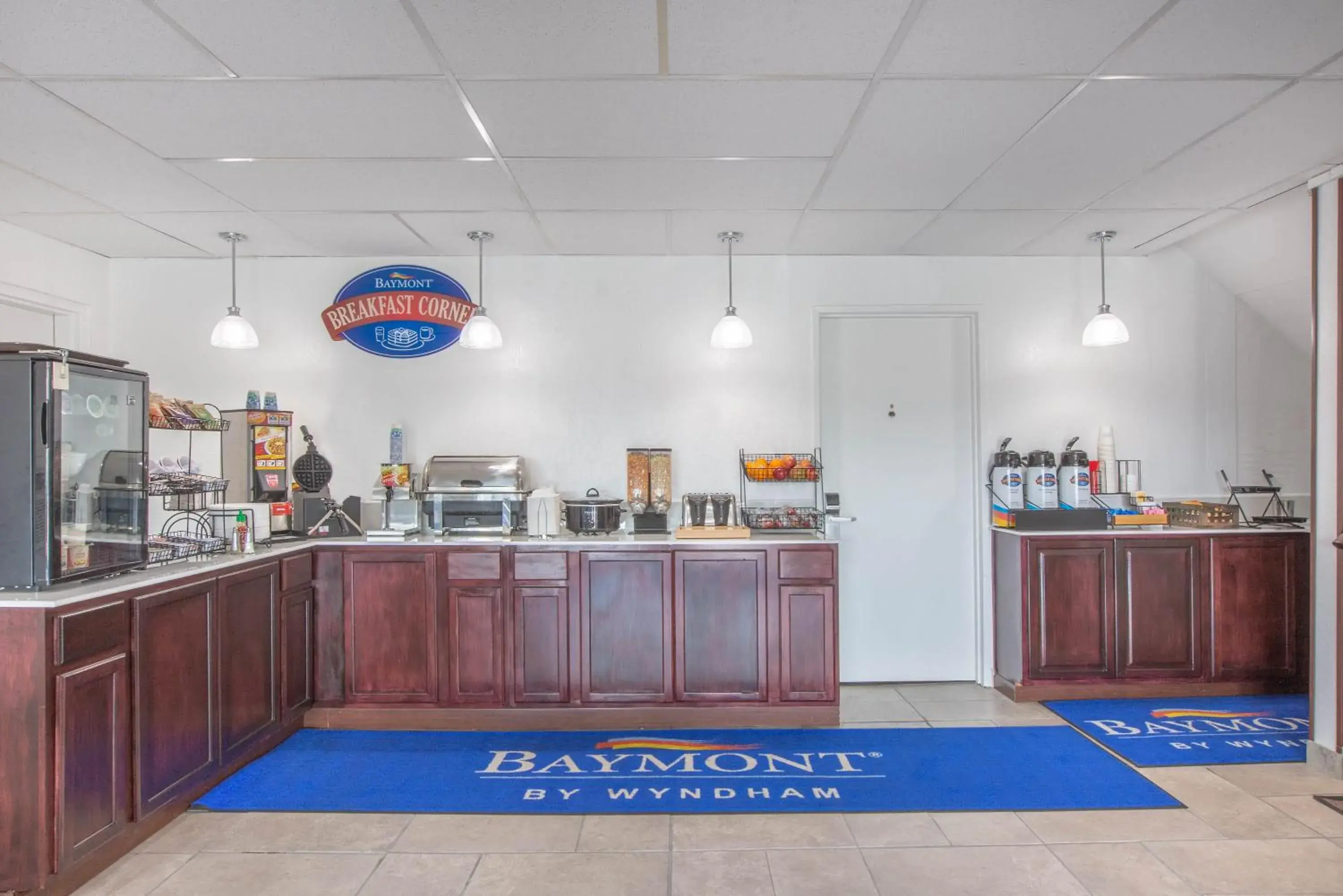 Umpqua Valley Hotel Umpqua Valley Hotel