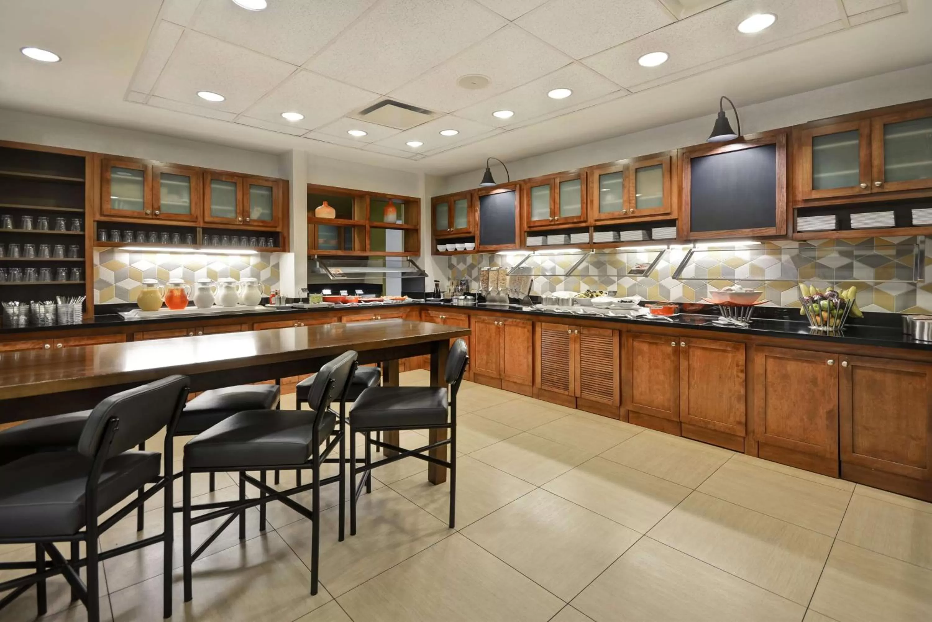 Restaurant/places to eat in Hyatt Place Miami Airport-West/Doral