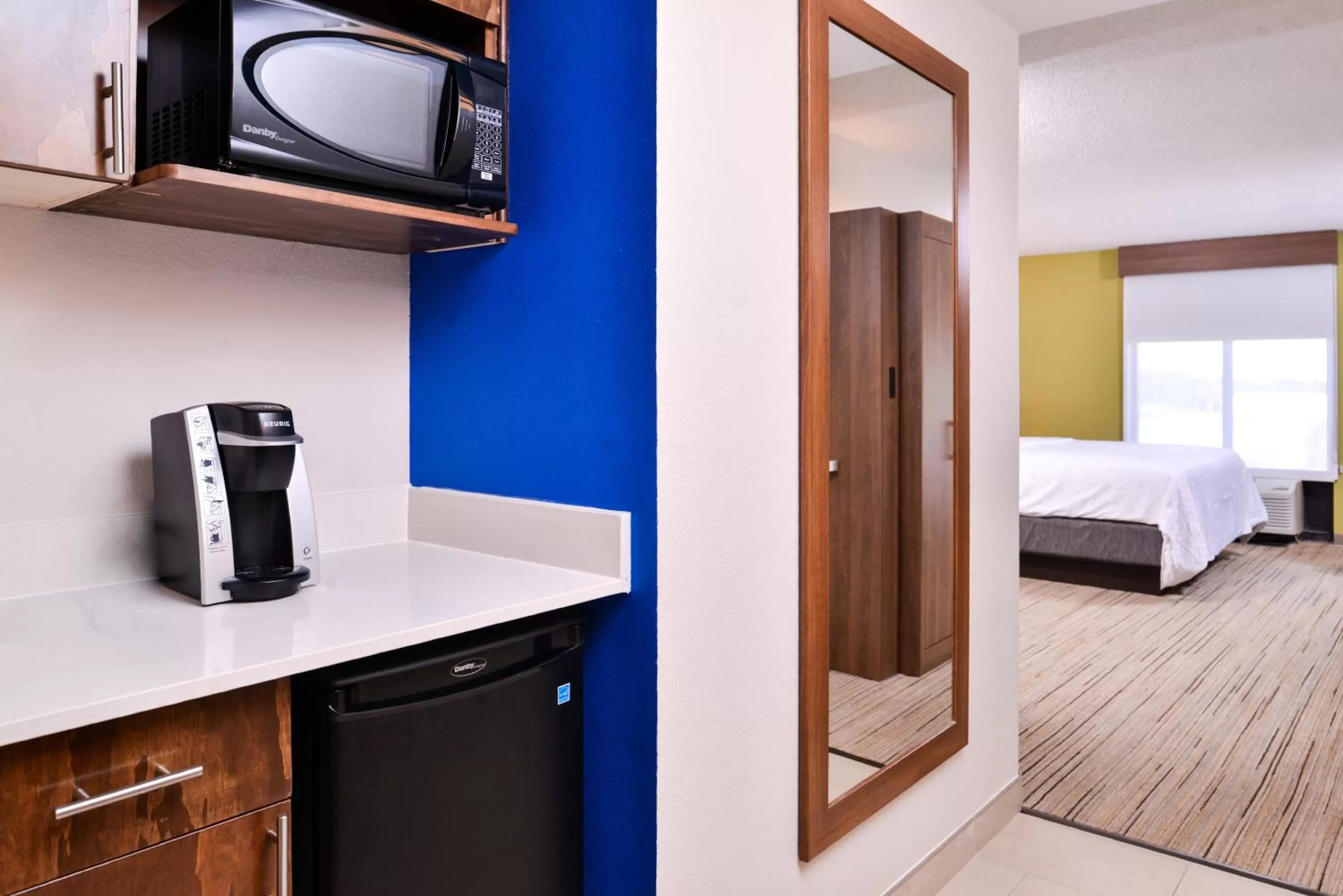 Bedroom, Bed in Holiday Inn Express Hotel & Suites Tampa-Anderson Road-Veterans Exp by IHG
