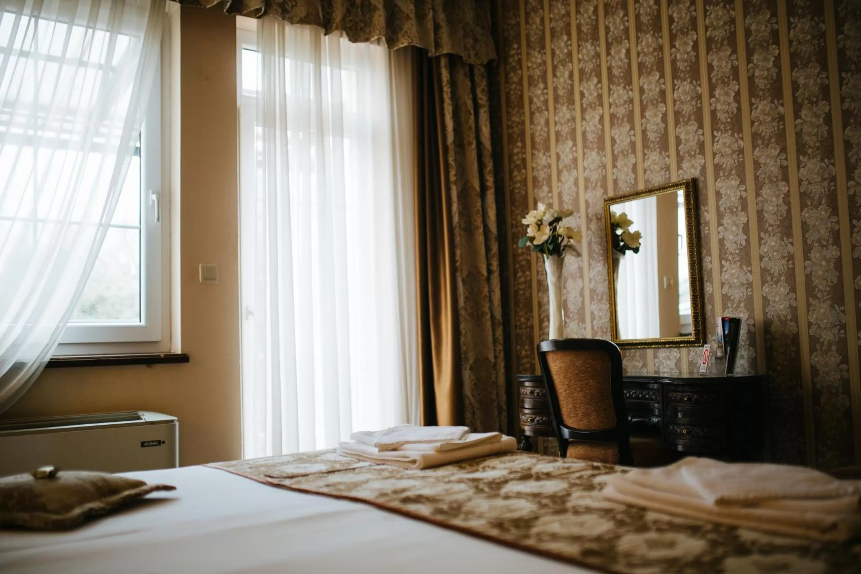 Photo of the whole room, Bed in Garni Hotel Andric