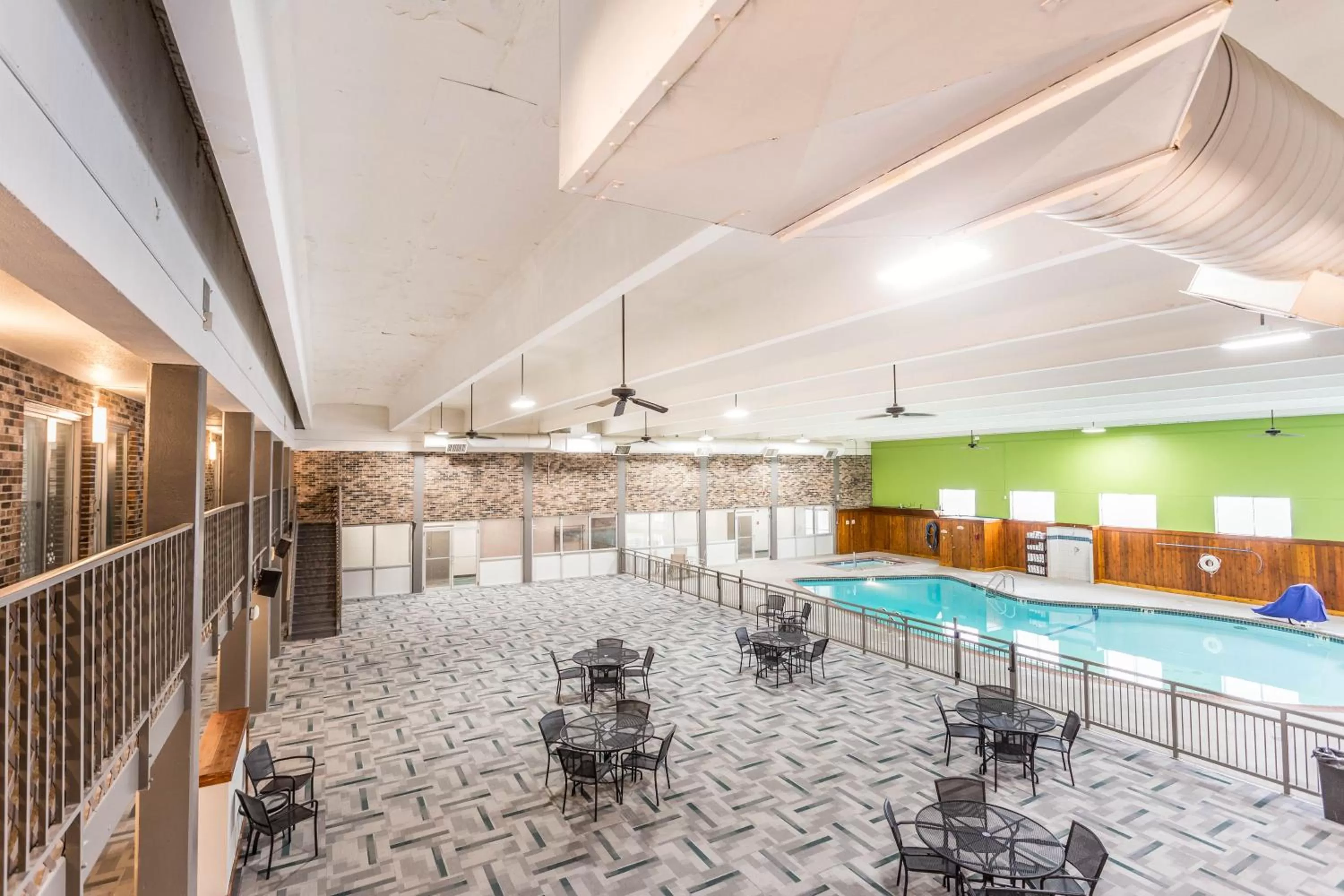 EverSpring Inn and Suites