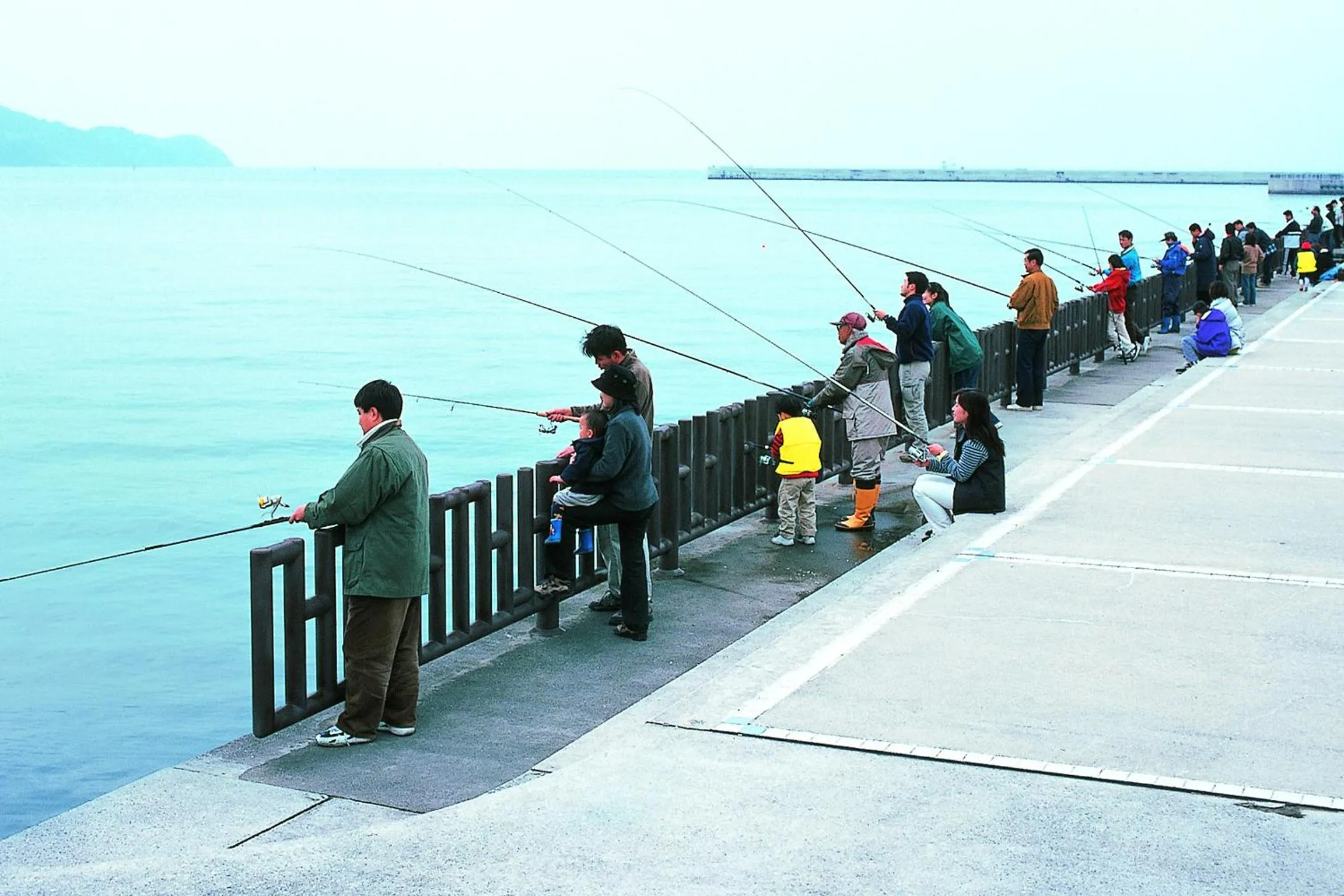 Fishing in Wakayama Marina City Hotel