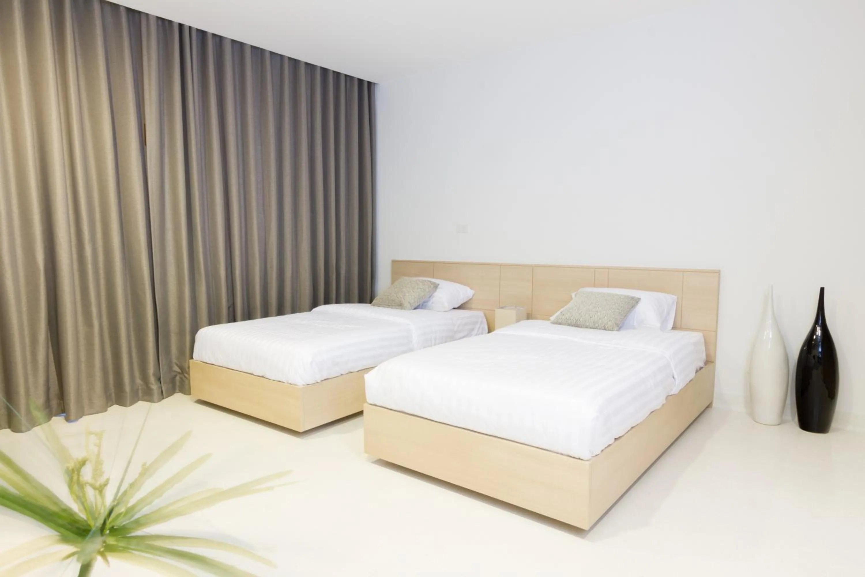 Photo of the whole room, Bed in The Silver Palm Wellness Resort