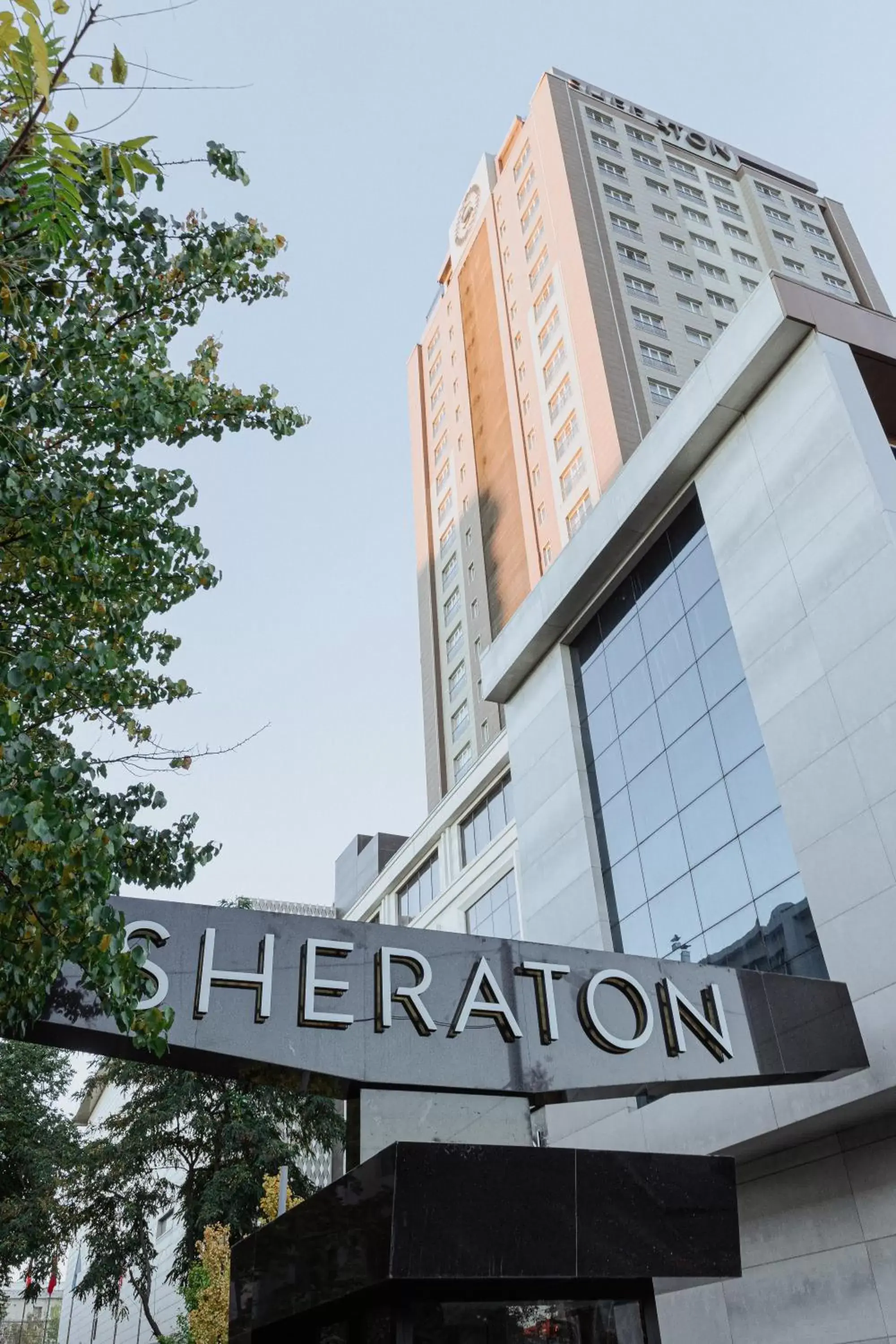 Sheraton Bishkek Sheraton Bishkek
