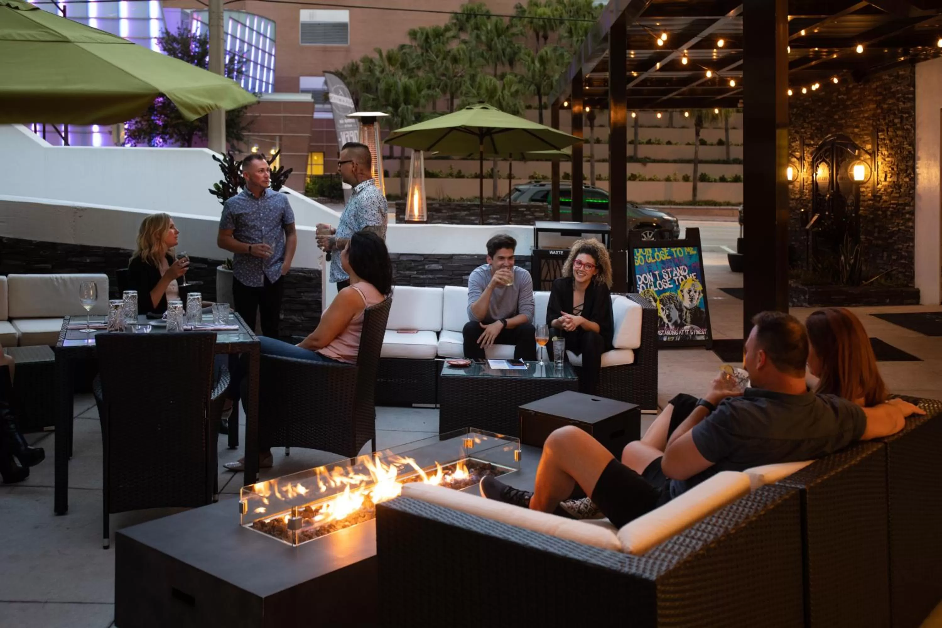 Restaurant/places to eat in The Delaney Hotel