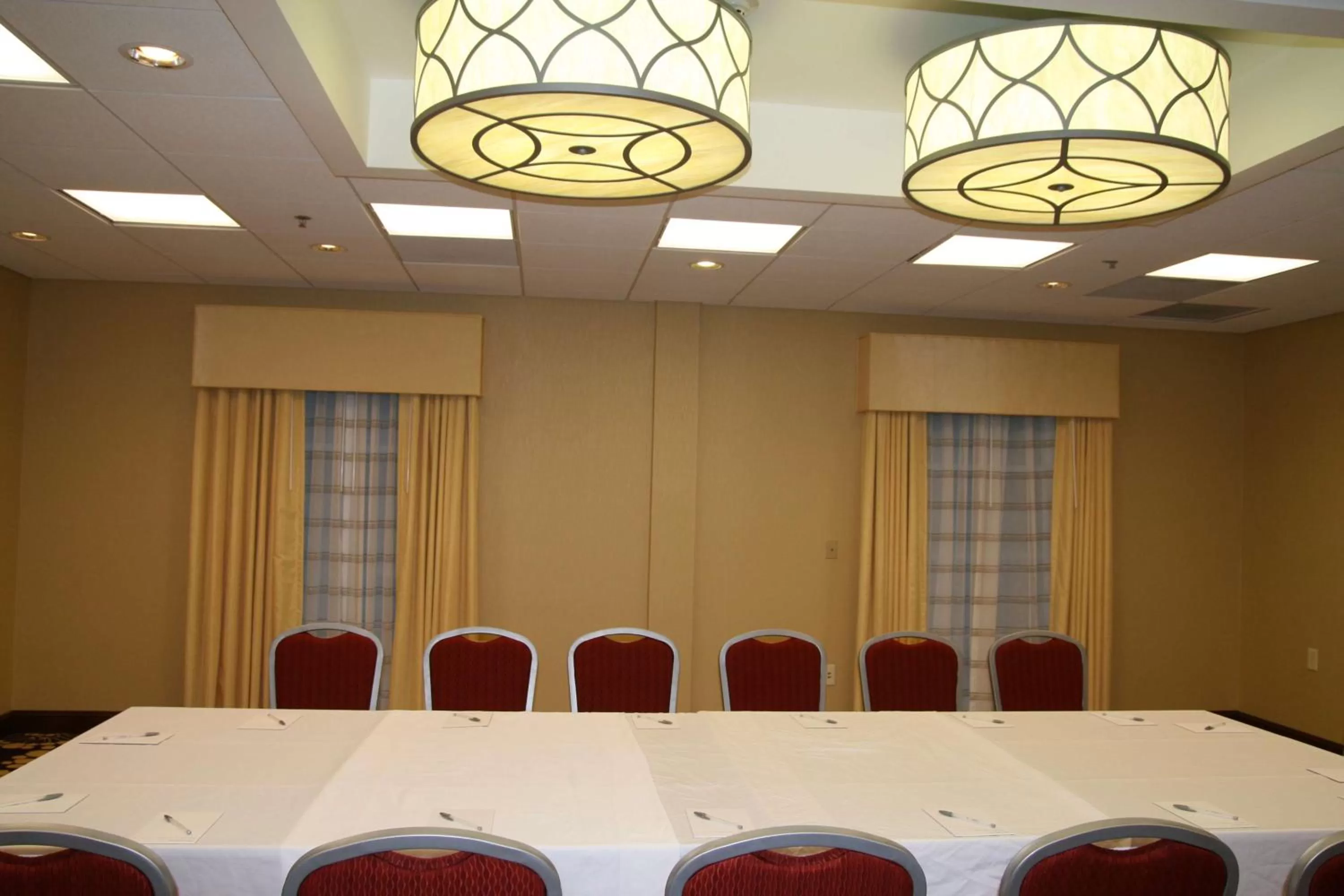 Meeting/conference room in Hampton Inn Richmond - Airport