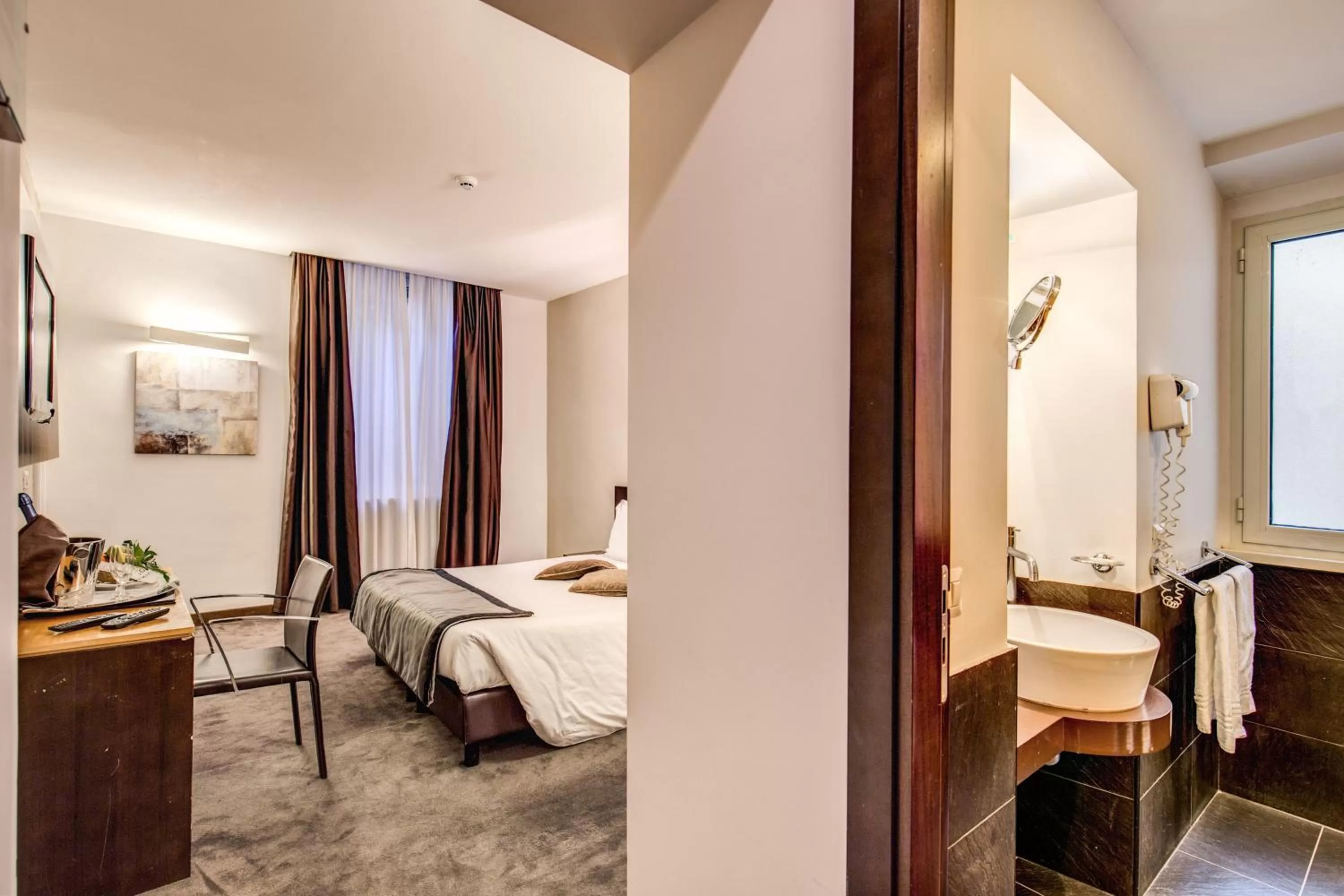 Other, Bed in Hotel Trevi - Gruppo Trevi Hotels