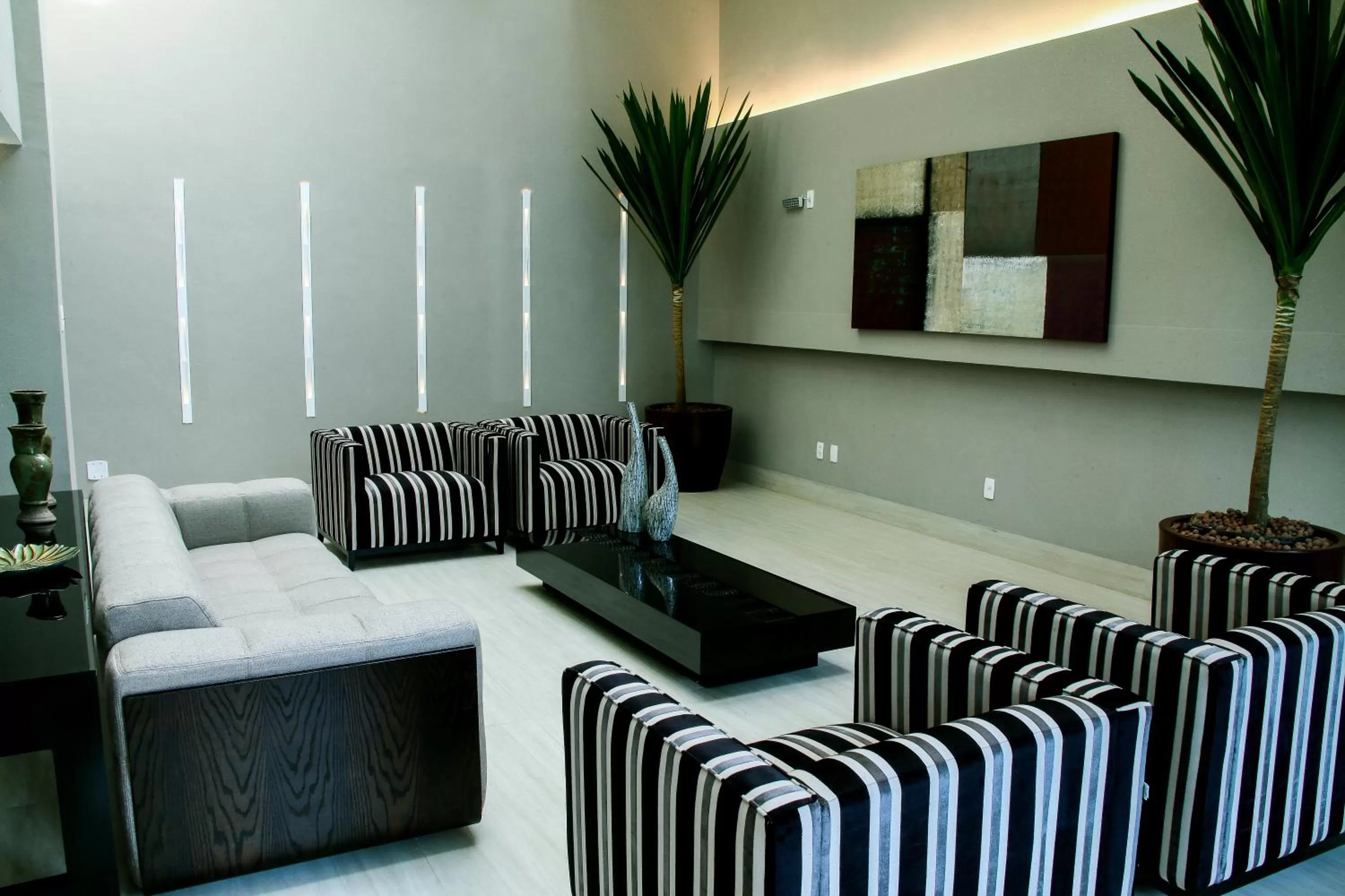 Lobby or reception in BH Raja Hotel