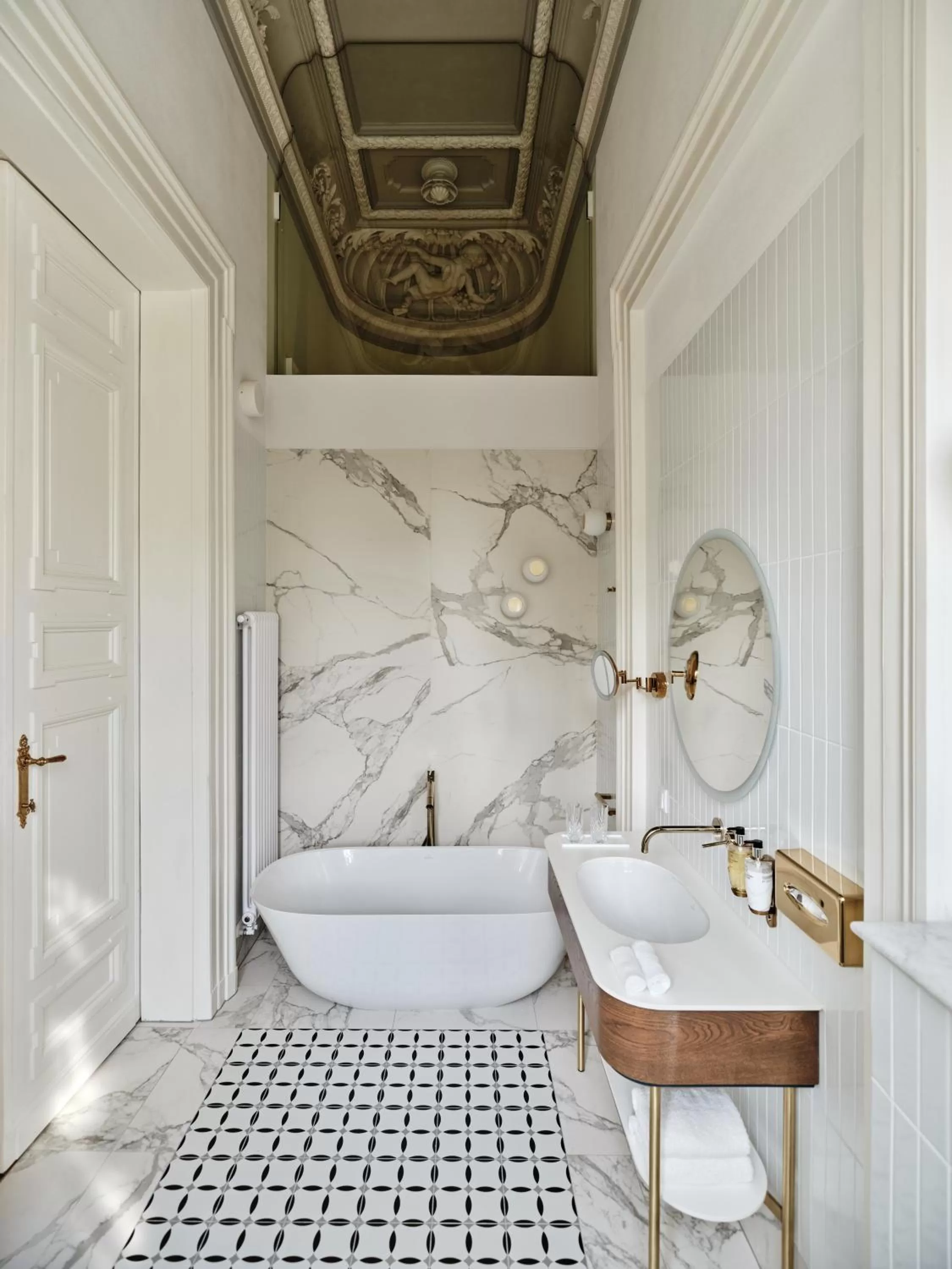 Bathroom in Hotel Altus Palace - Destigo Hotels