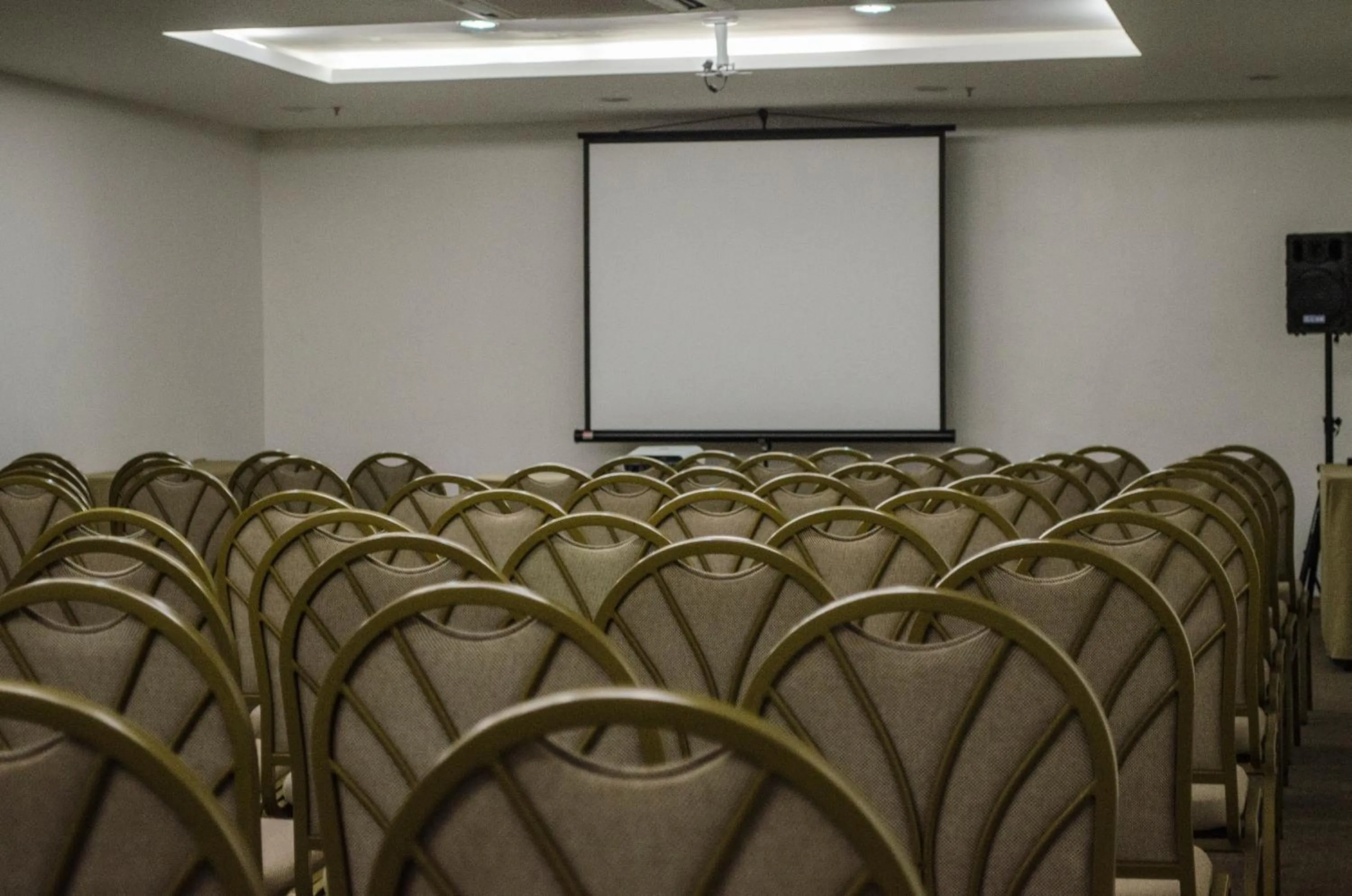 Meeting/conference room in Mont Blanc Apart Hotel - Duque de Caxias
