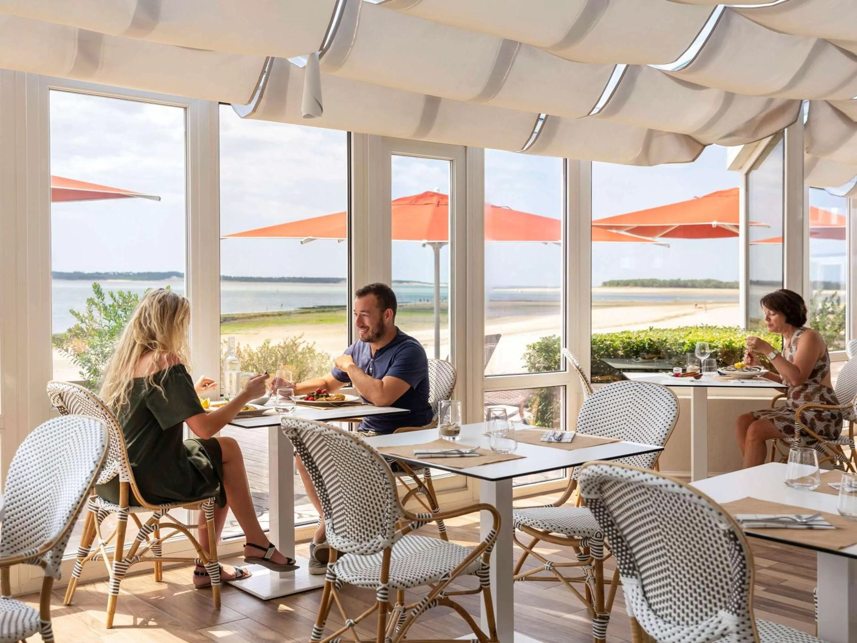 Restaurant/places to eat in Novotel Thalassa Ile d'Oléron