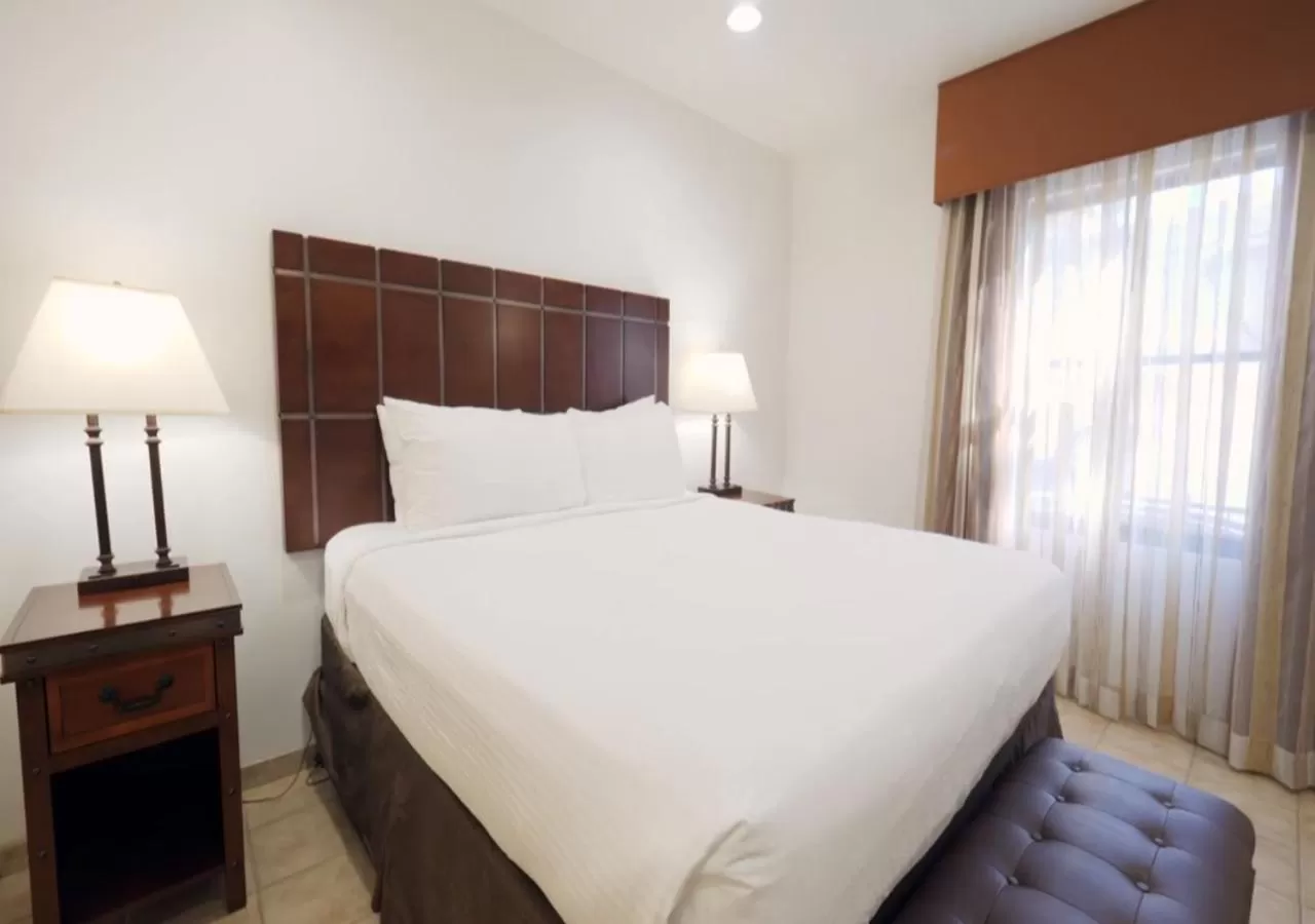 Bed in Hilton Vacation Club Los Abrigados Resort & Spa Sedona