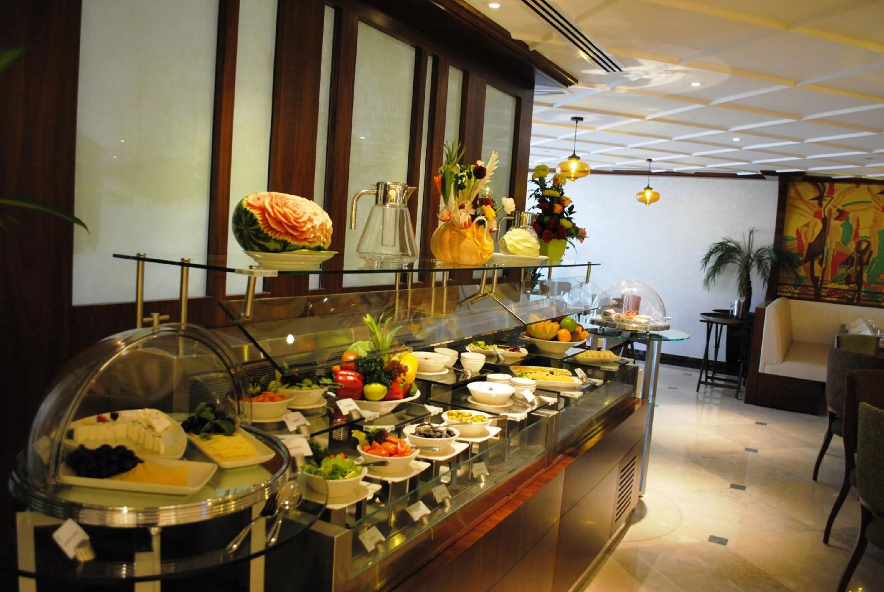 Restaurant/places to eat in Raviz Center Point Hotel