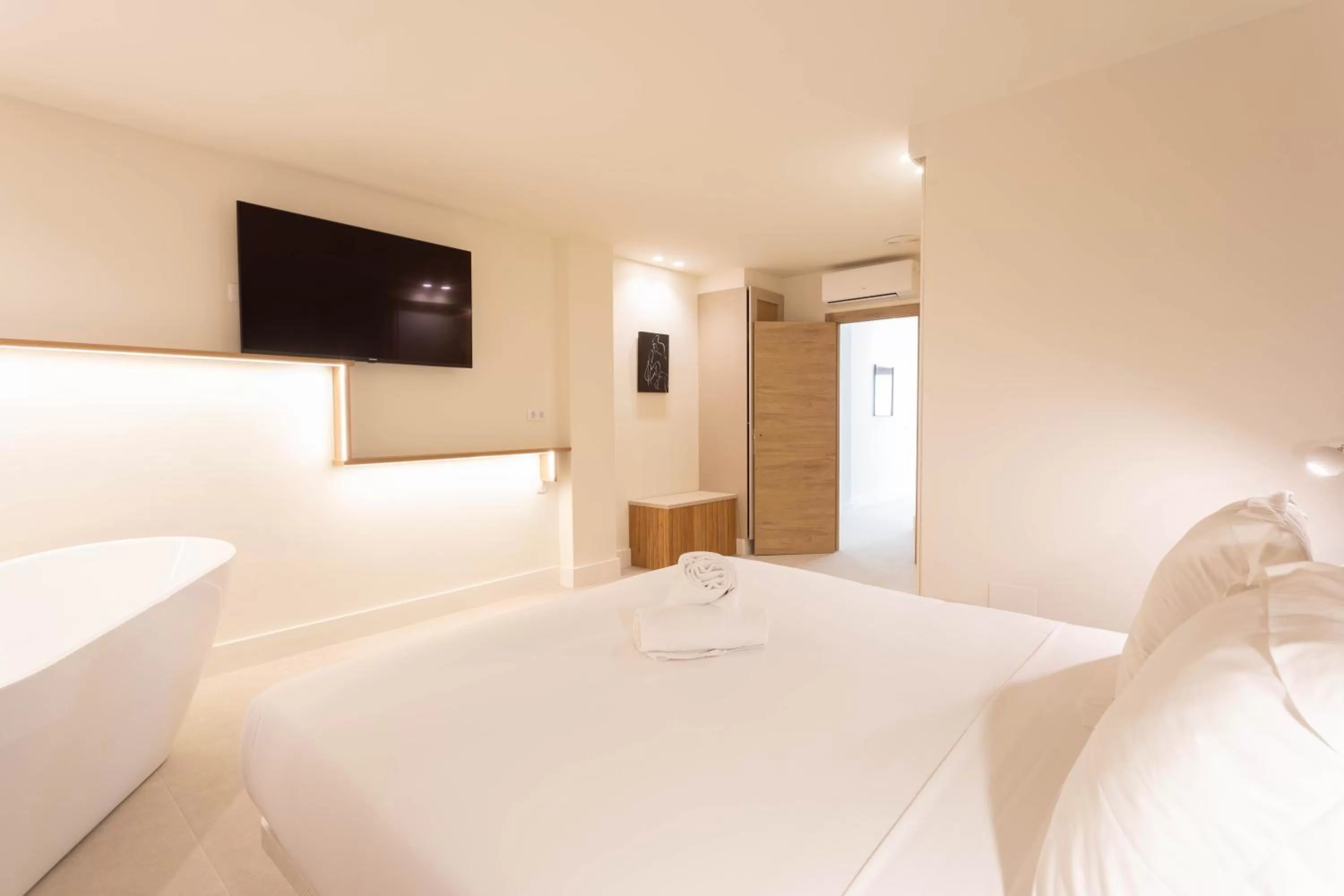 Bed in Reina Victoria Velázquez