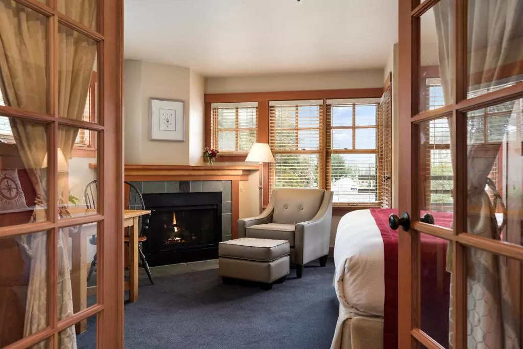 La Conner Channel Lodge