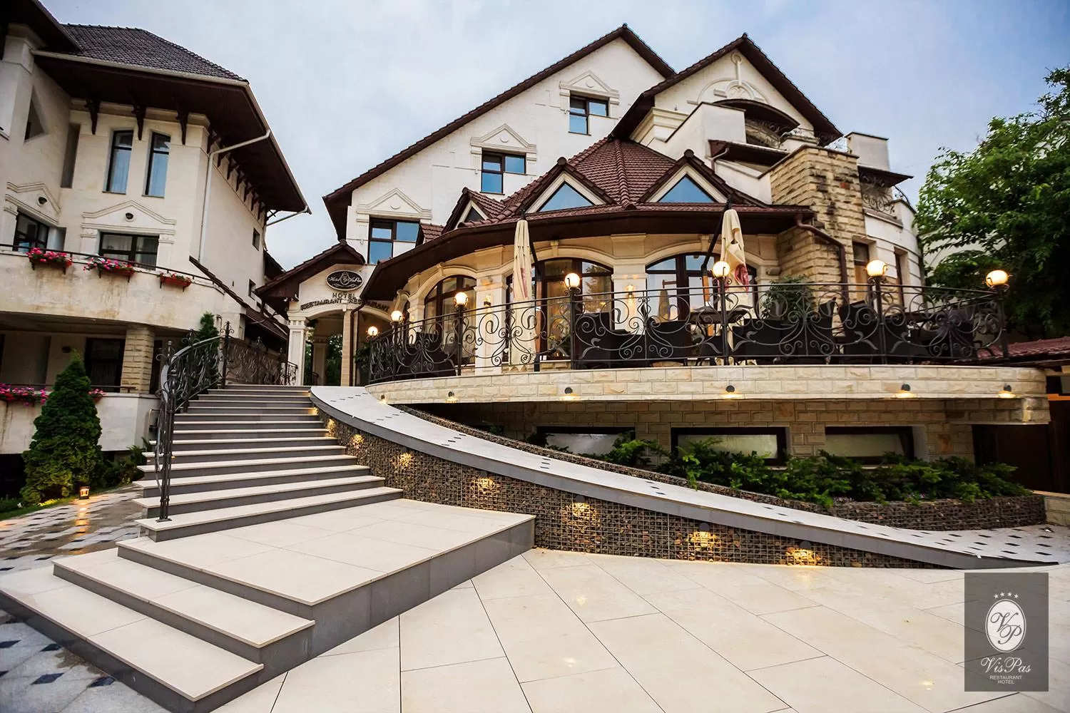 Property building in VisPas Hotel