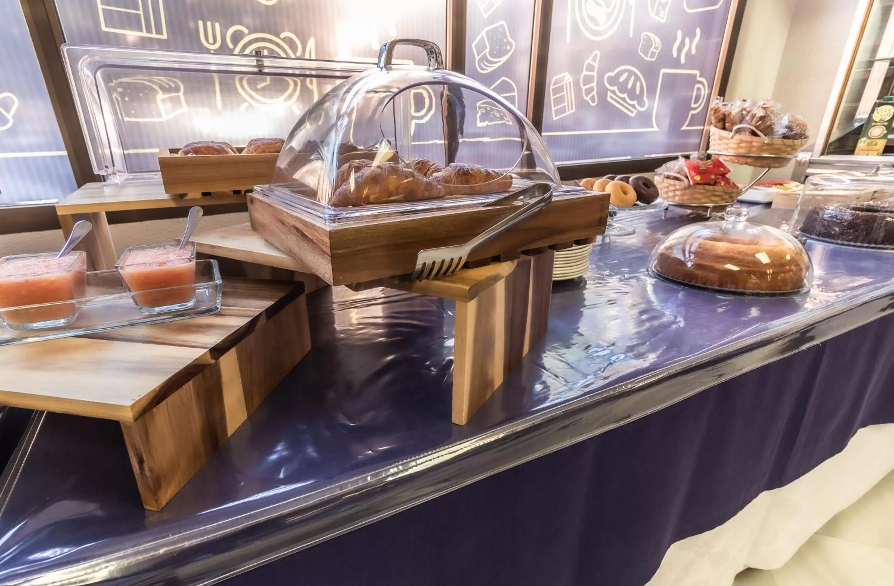 Breakfast in Hotel Universal Murcia