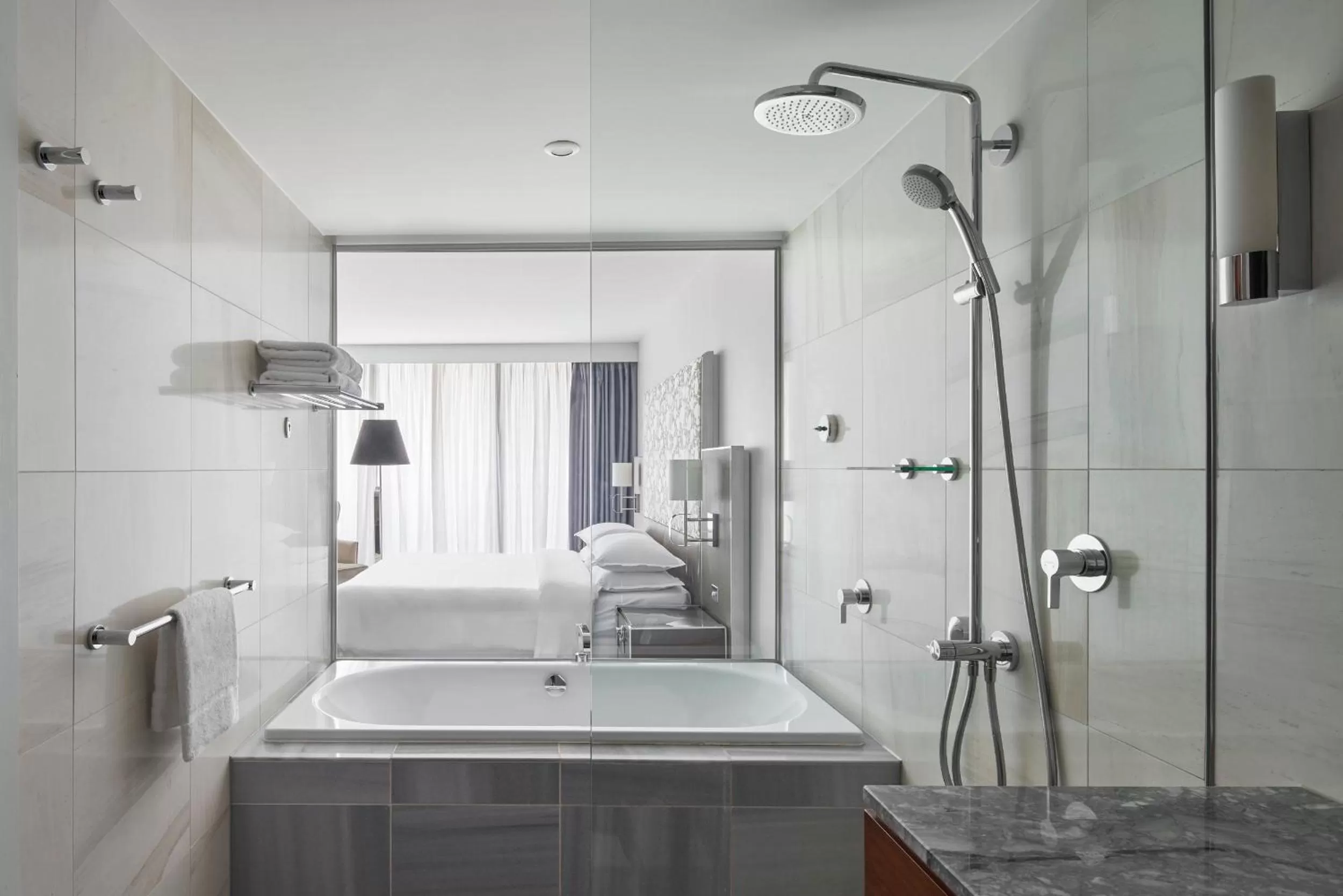 Shower in Sheraton Melbourne Hotel